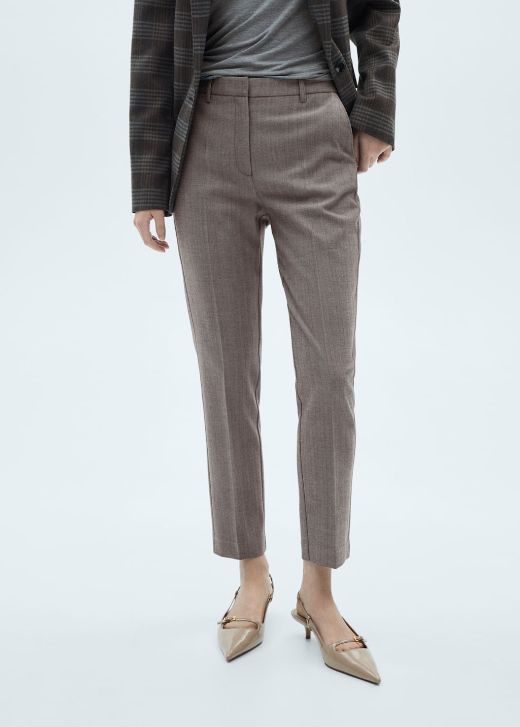 Pantalon-Warm-color-beige