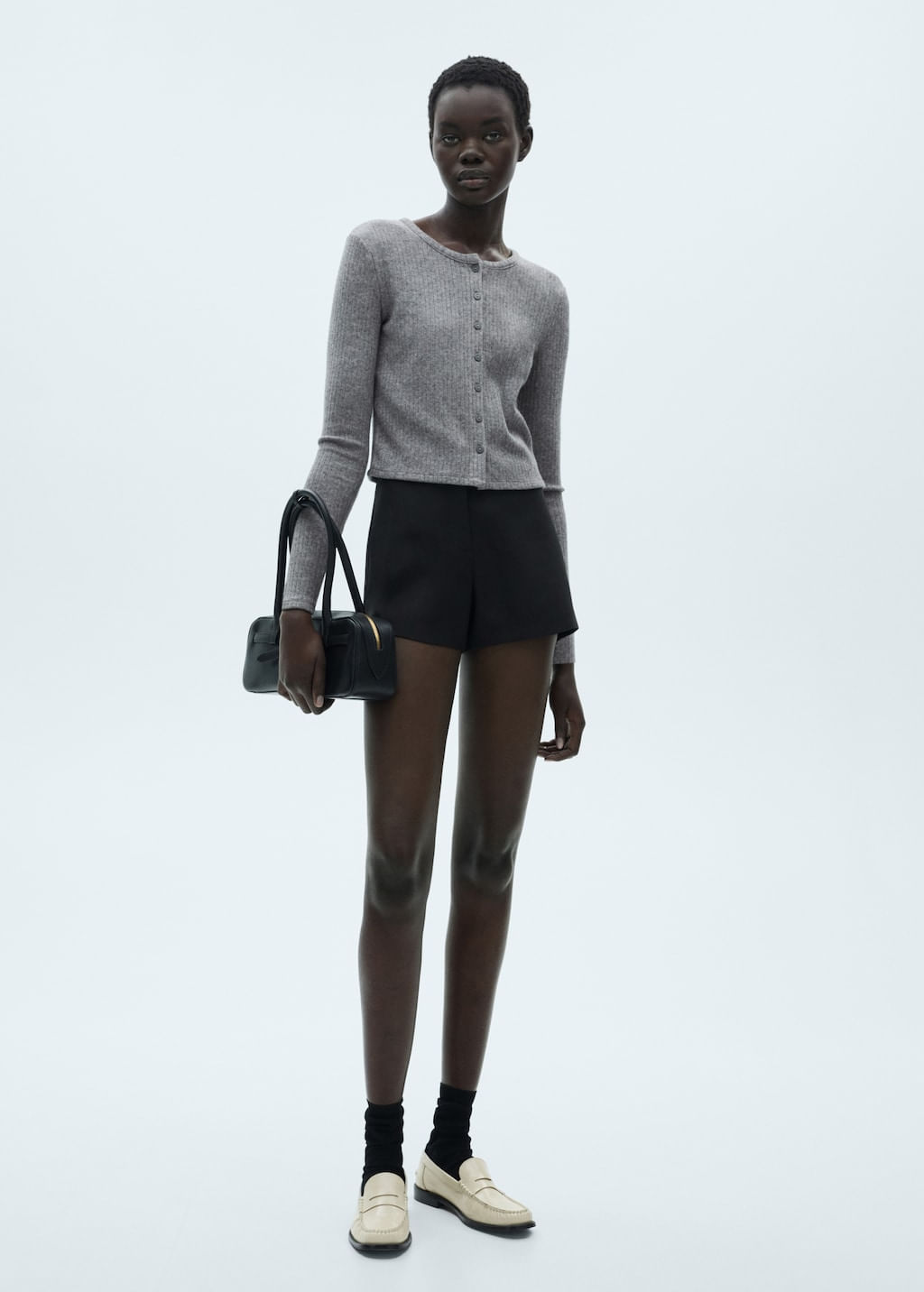 Cardigan-Lirio-gris