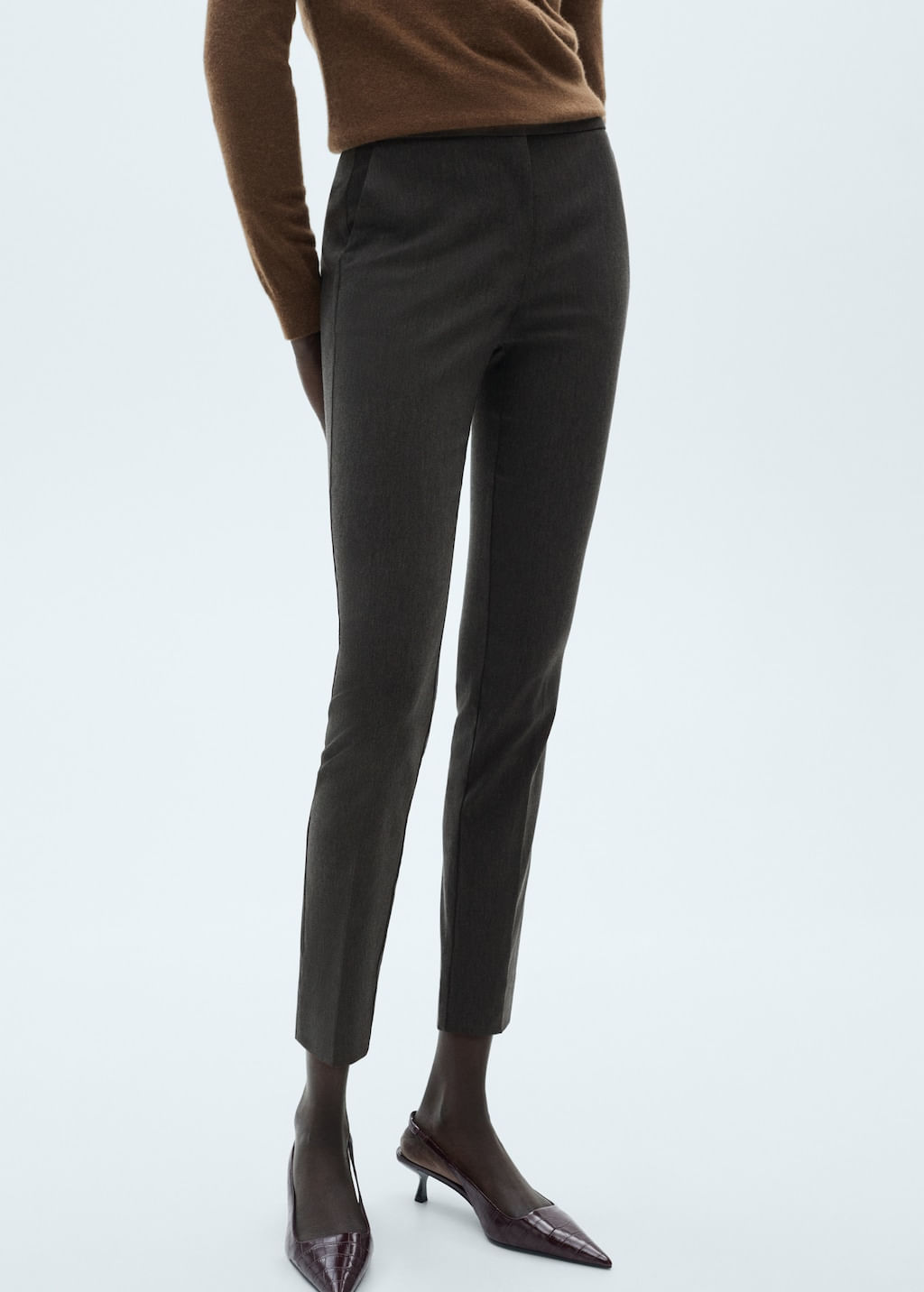 Pantalon-Cola-gris