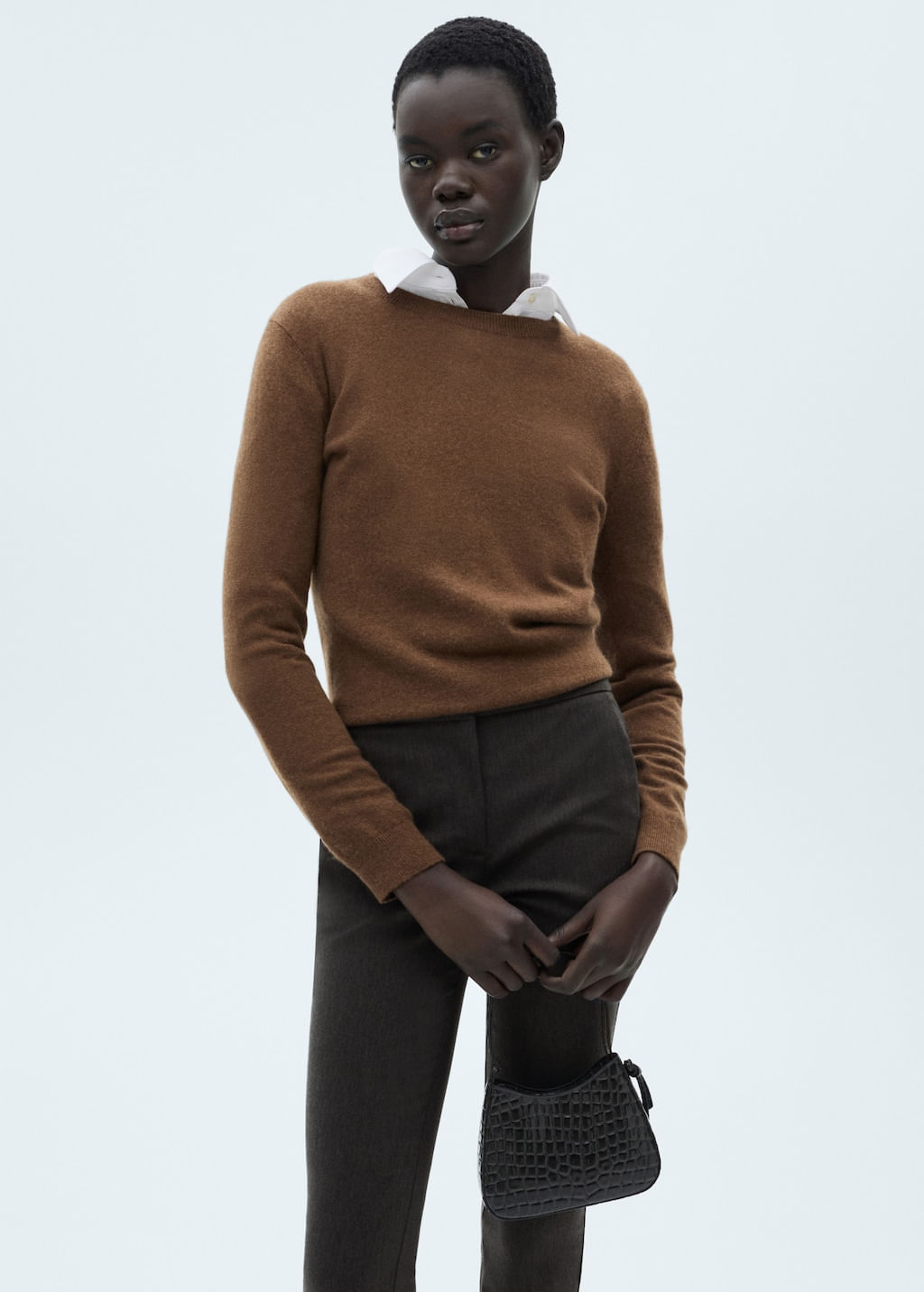 Pantalon-Cola-gris