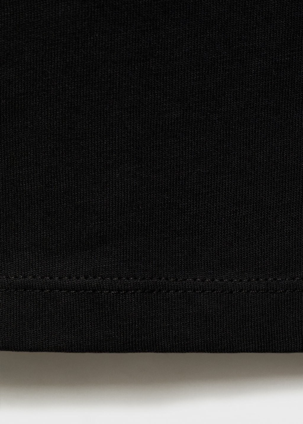 Camiseta-Mangolog-negro