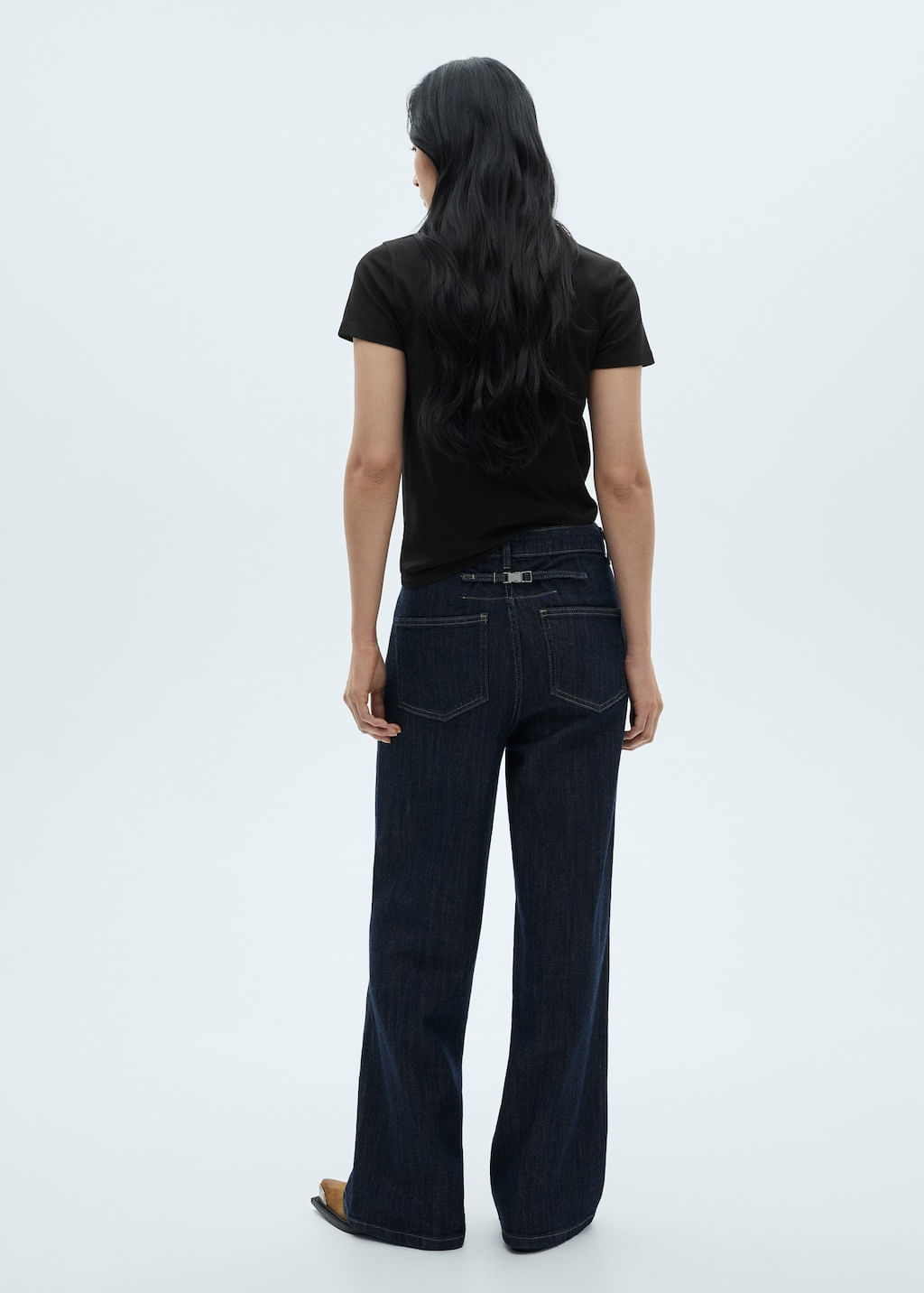 Camiseta-Mangolog-negro