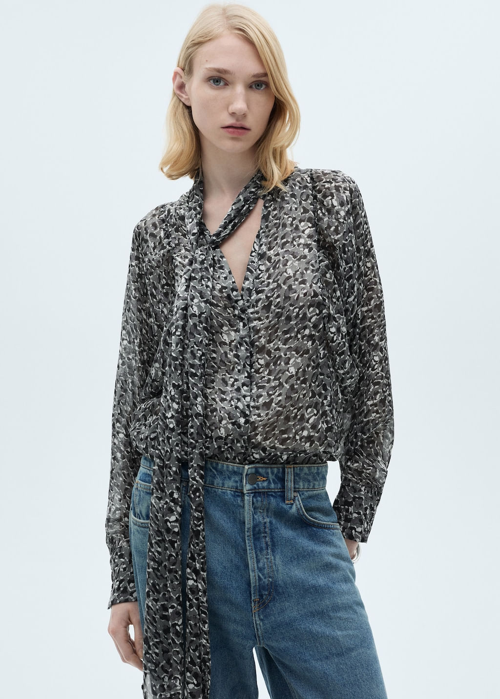 Blusa-Leopard-negro
