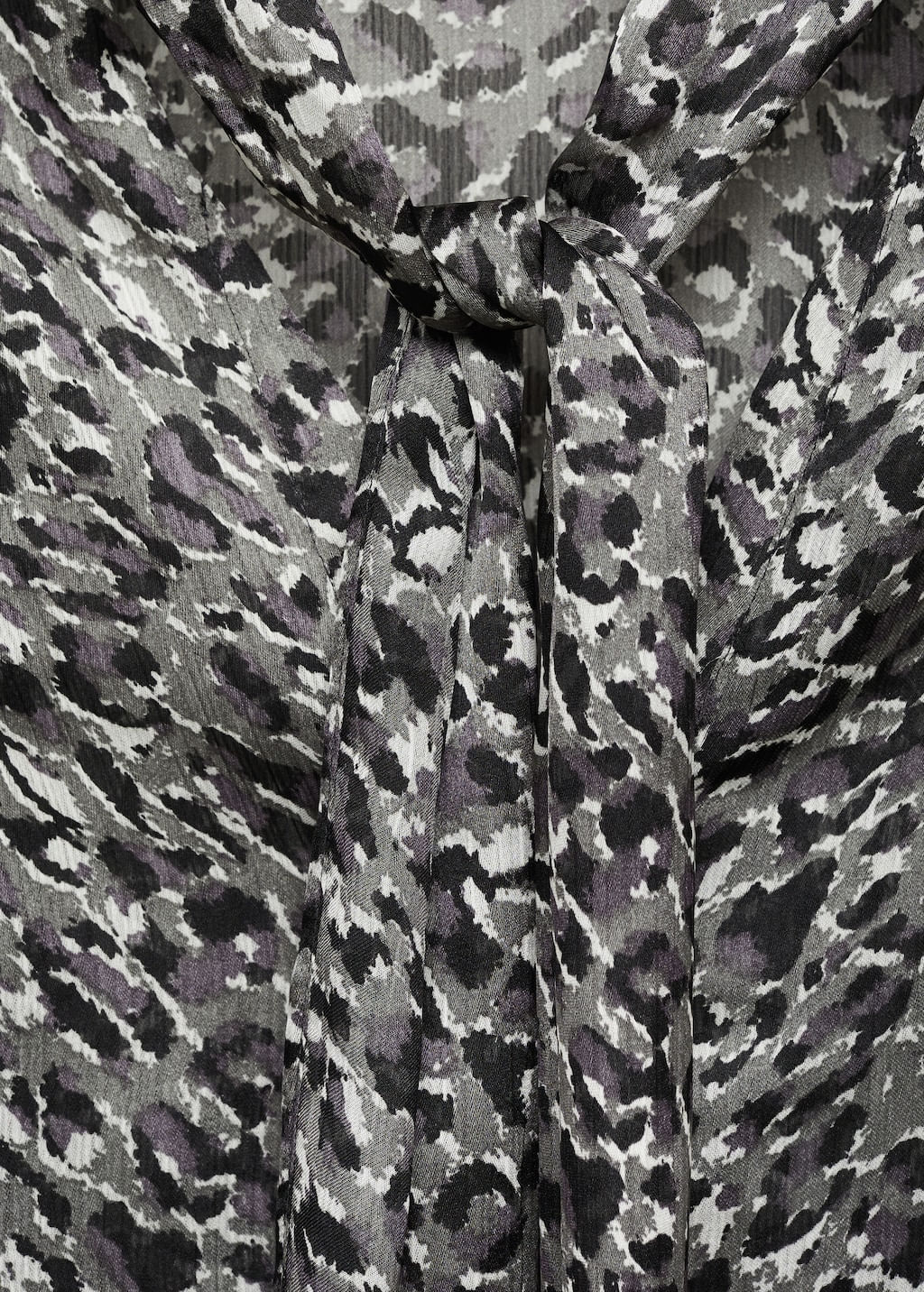 Blusa-Leopard-negro