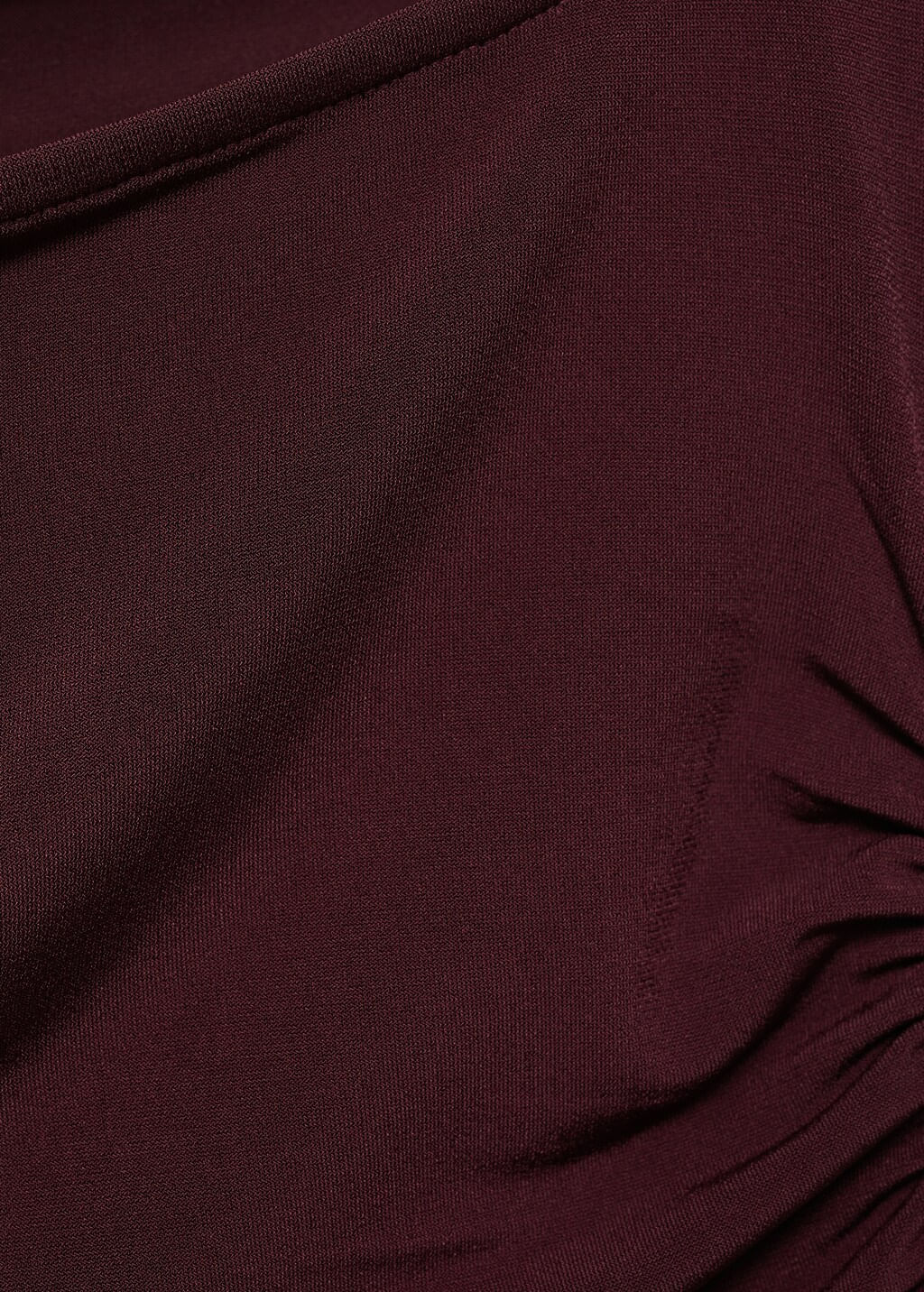 Camiseta-Robin-vino