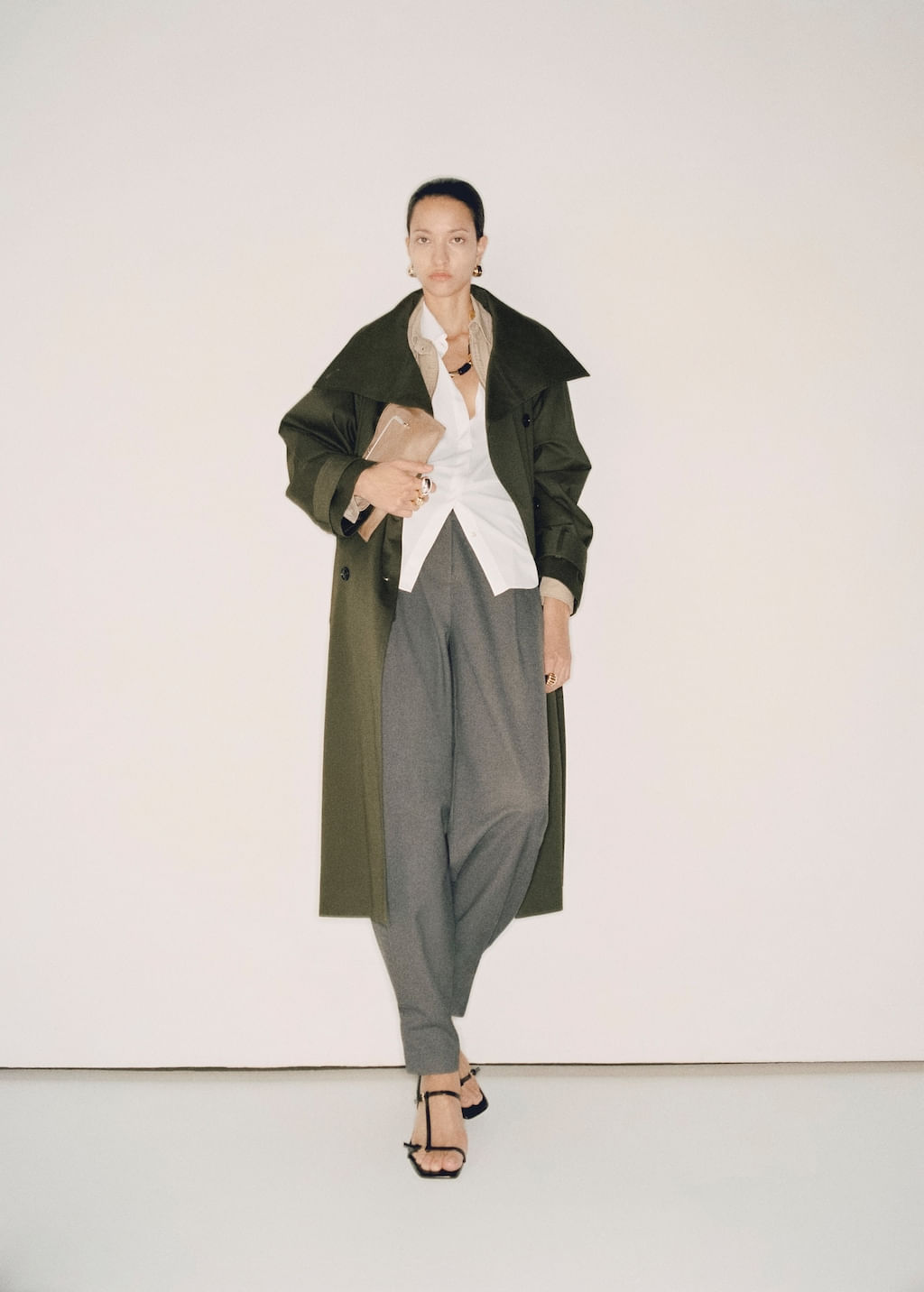 Trench-Laura-khaki