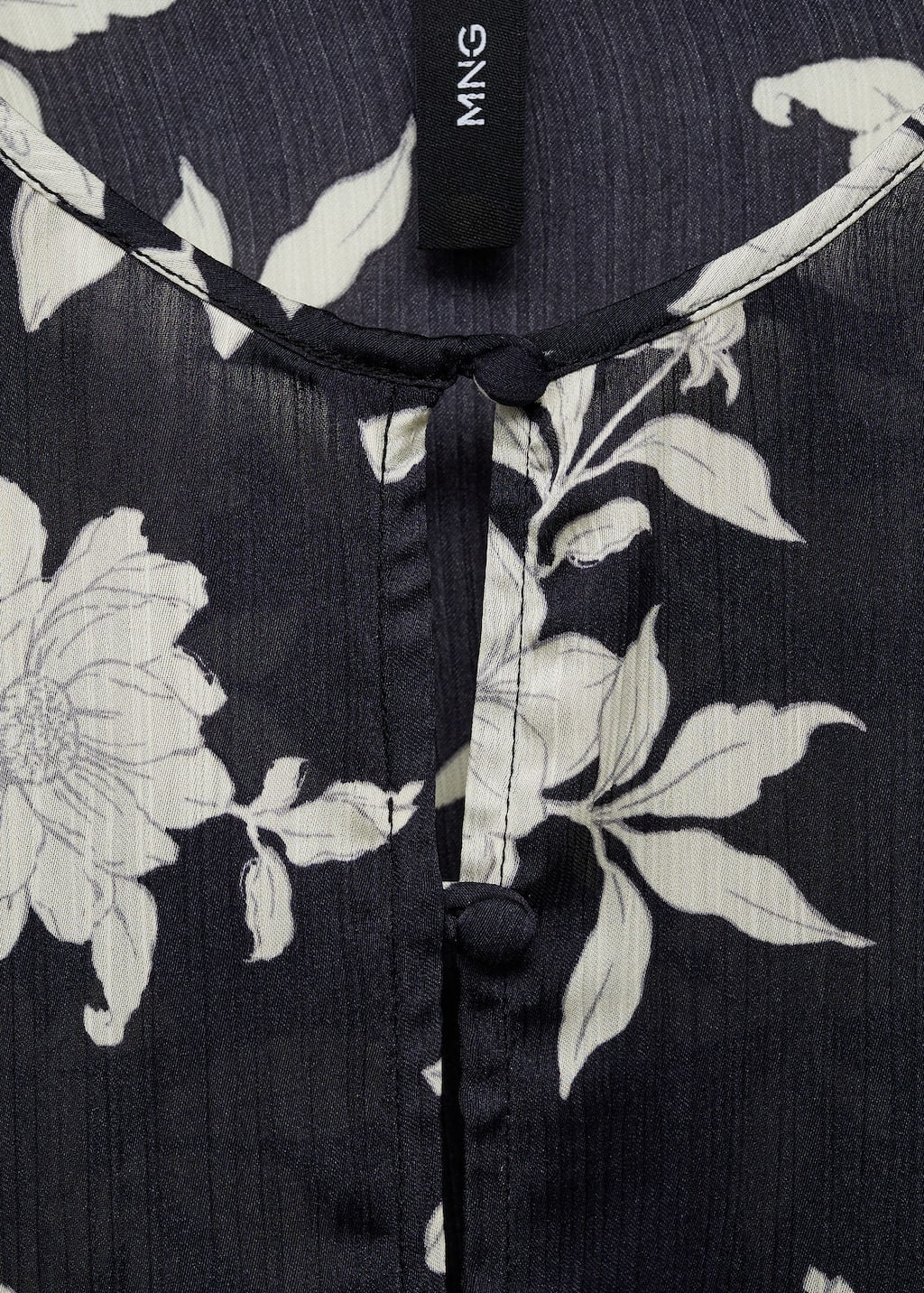 Blusa-Swan-negro