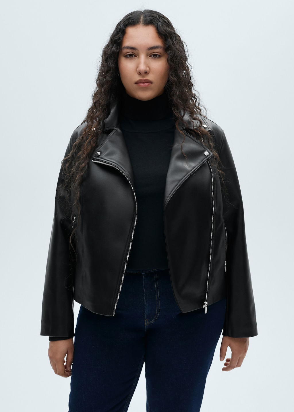 Chaqueta-Liz-negro