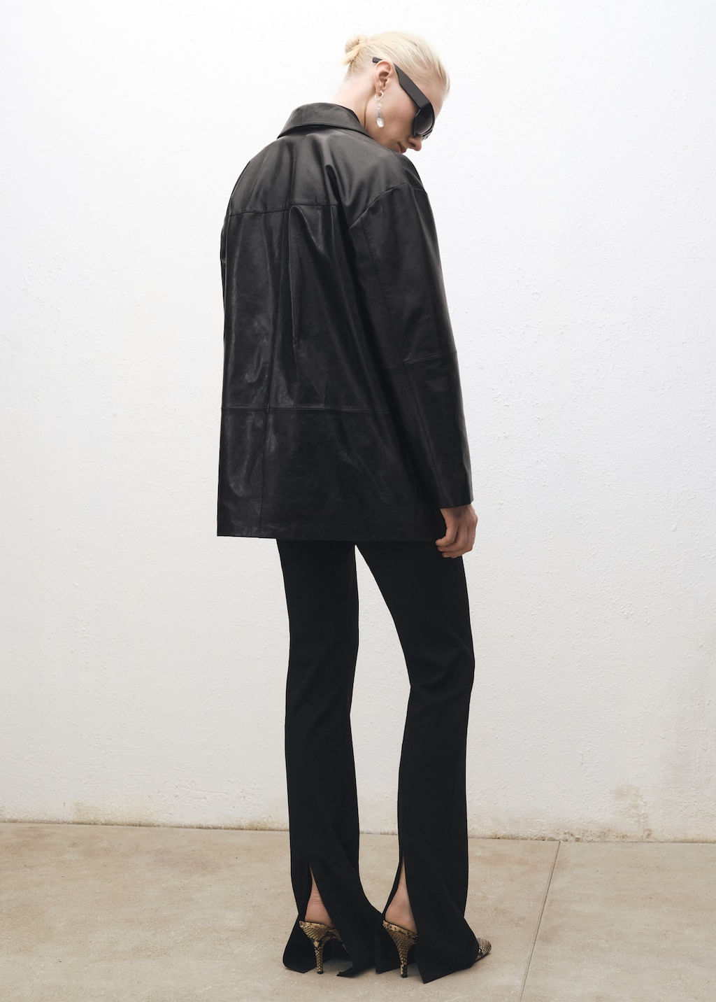 Pantalon-Ambar-negro