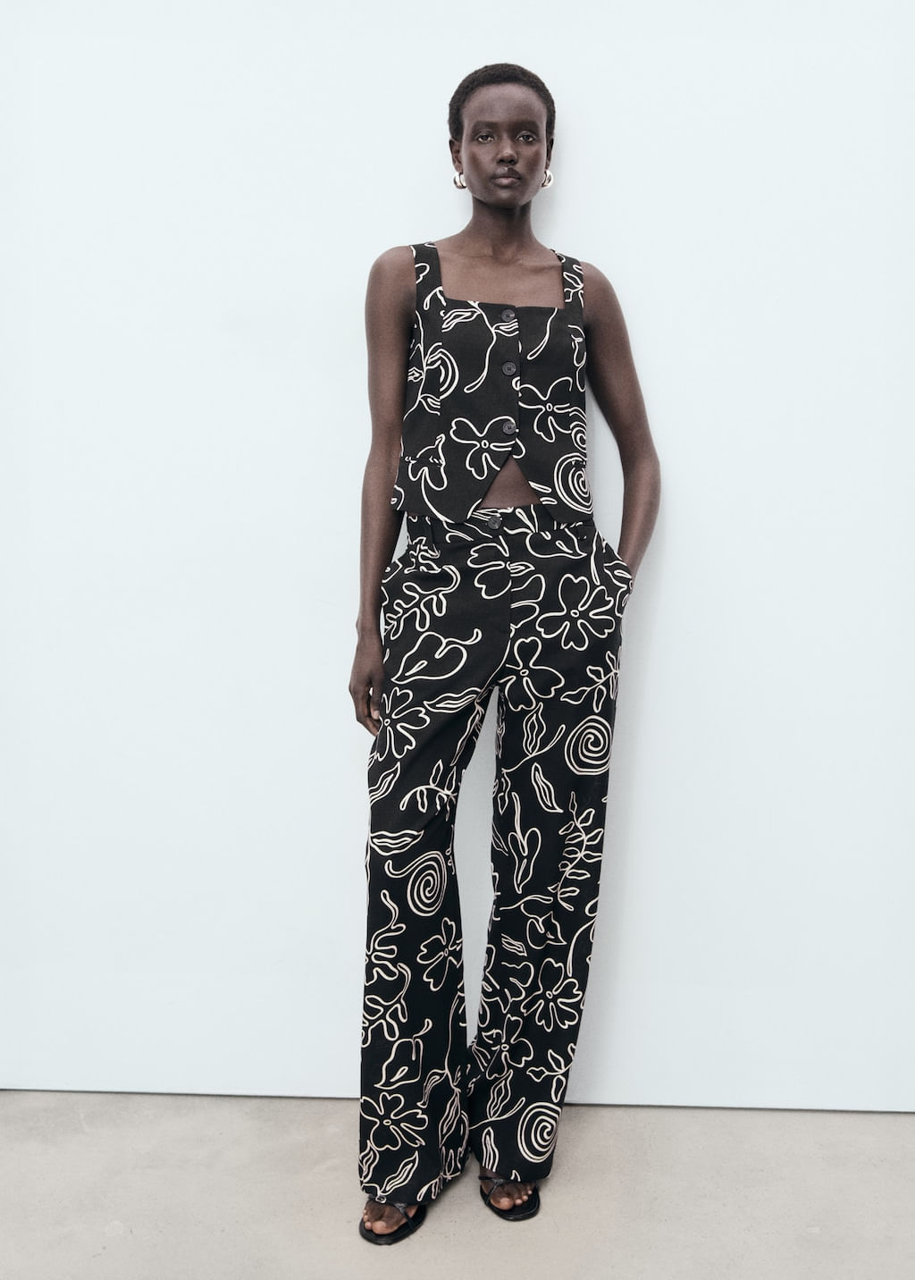 Top-Liza-negro