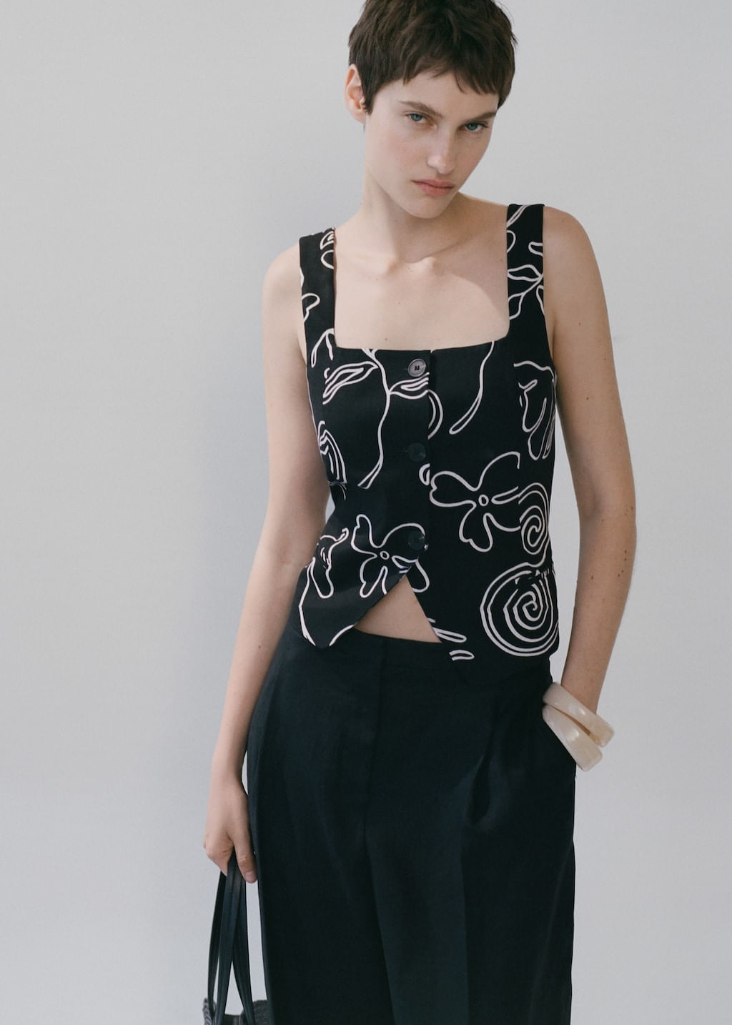 Top-Liza-negro