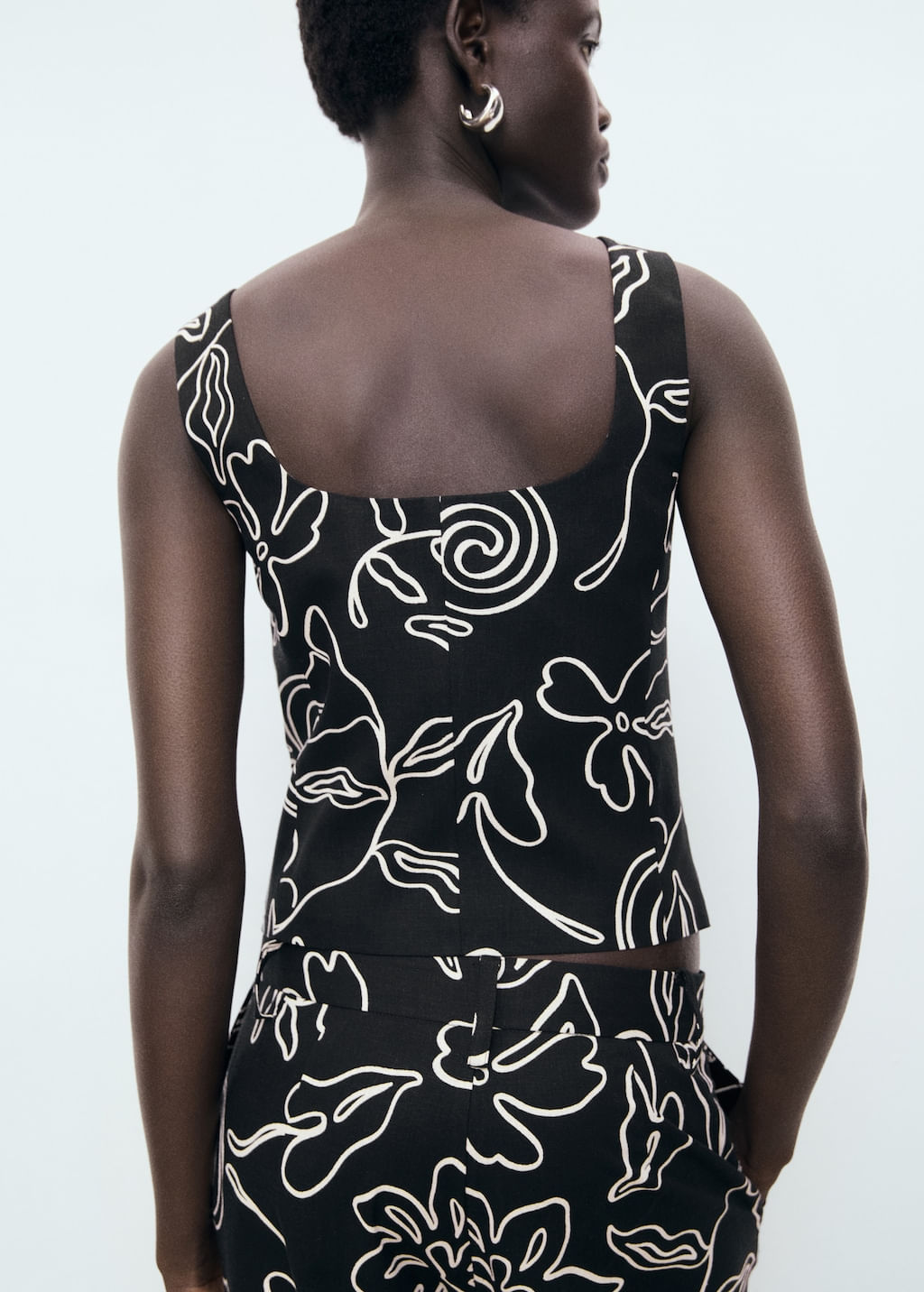 Top-Liza-negro