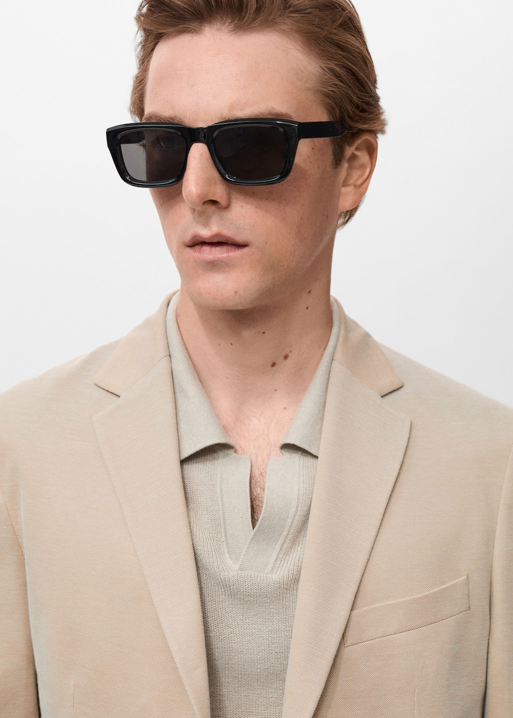 Americana-Verner-beige