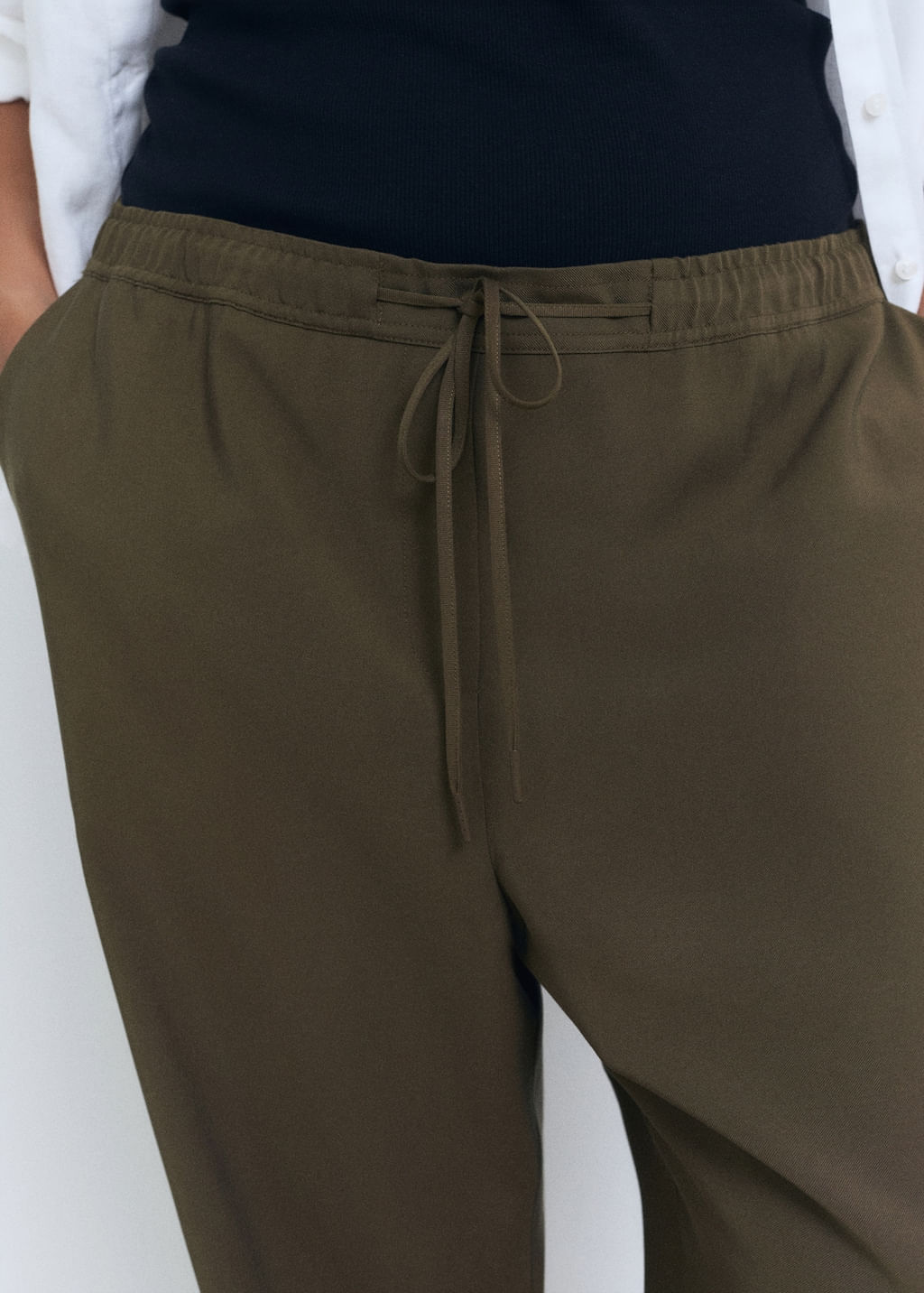 Pantalon-Fluido-khaki