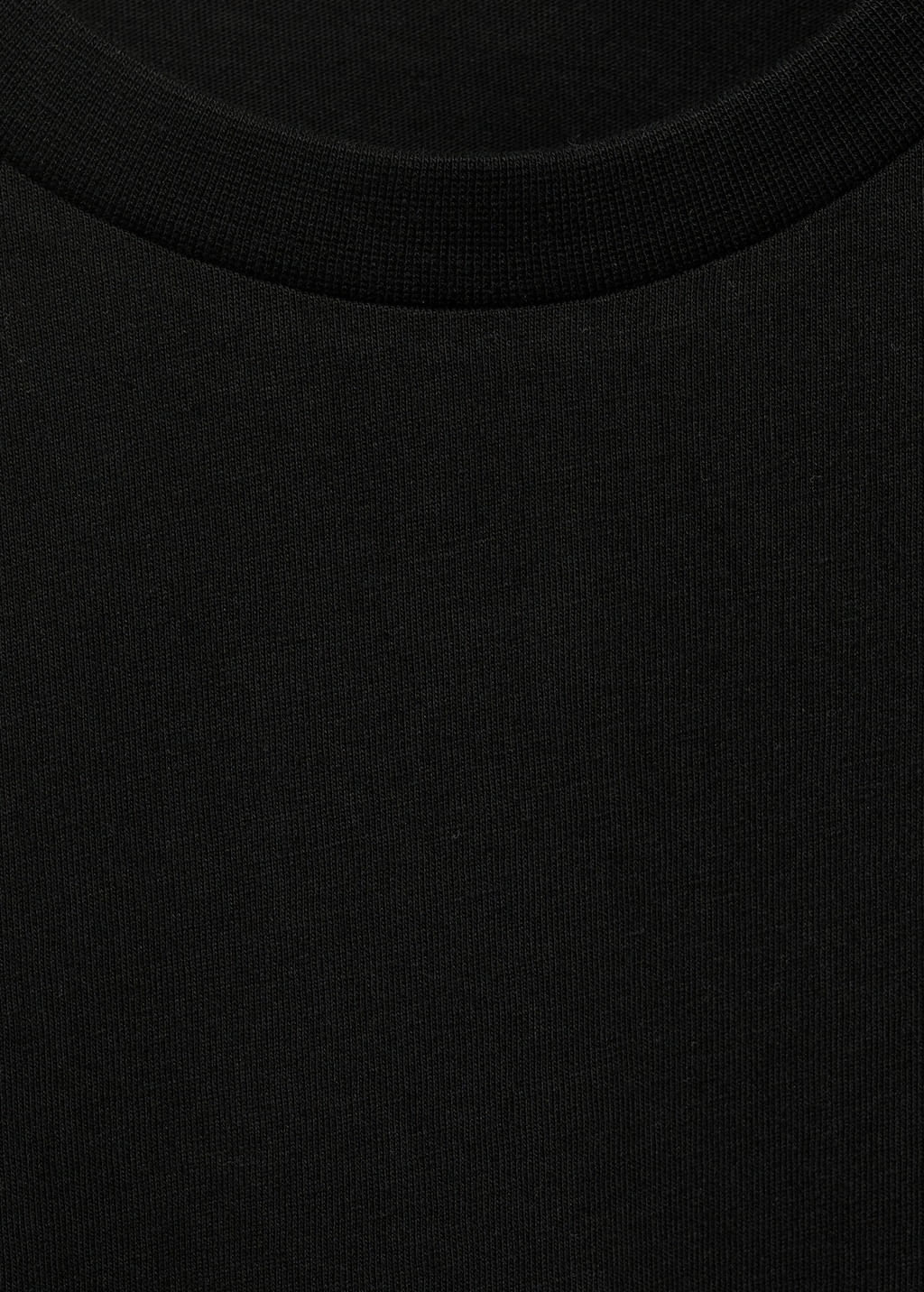 Camiseta-Cherlo-negro