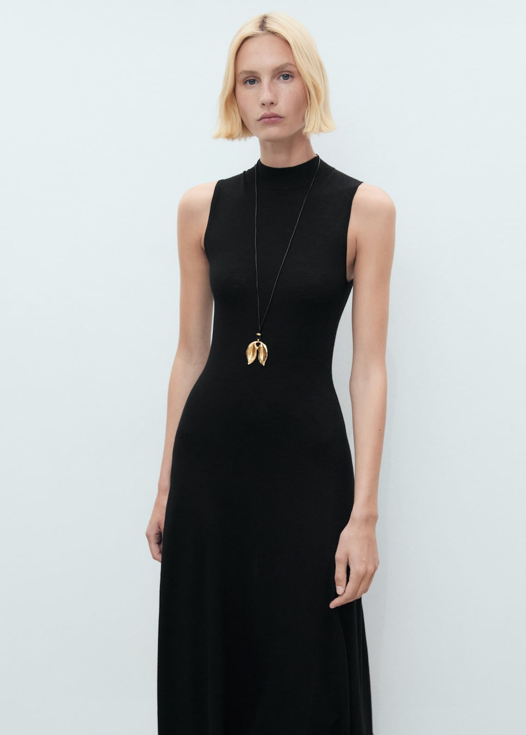 Vestido-Lucrecia-negro