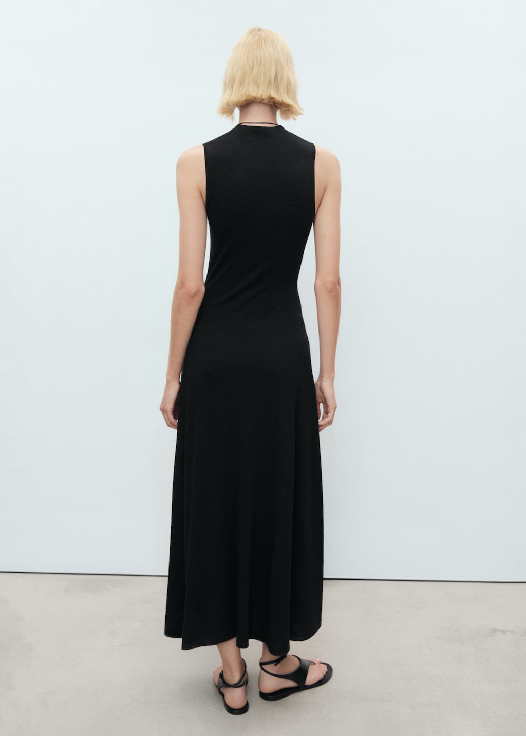 Vestido-Lucrecia-negro