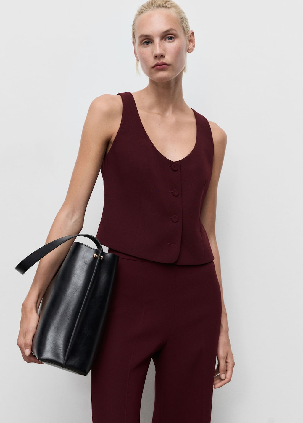 Chaleco-Iguana-granate