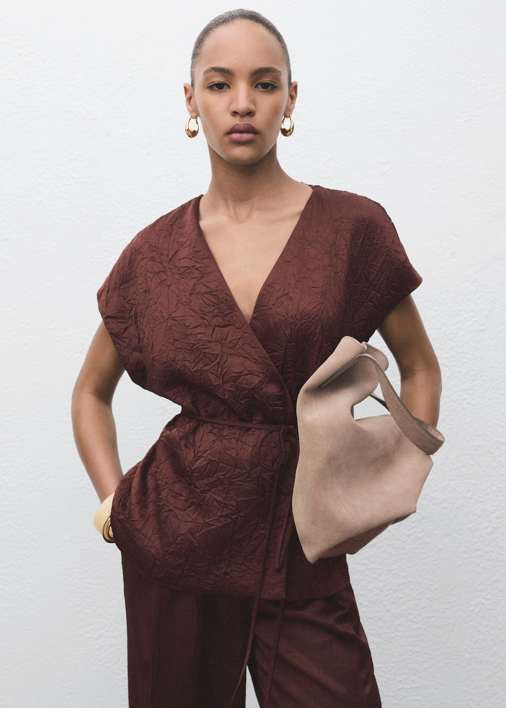 Chaleco-Flor-chocolate