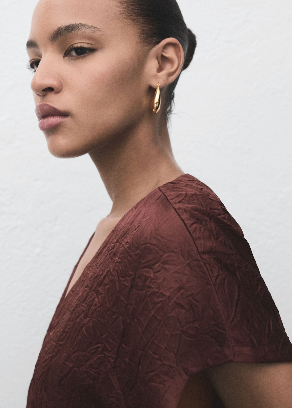 Chaleco-Flor-chocolate