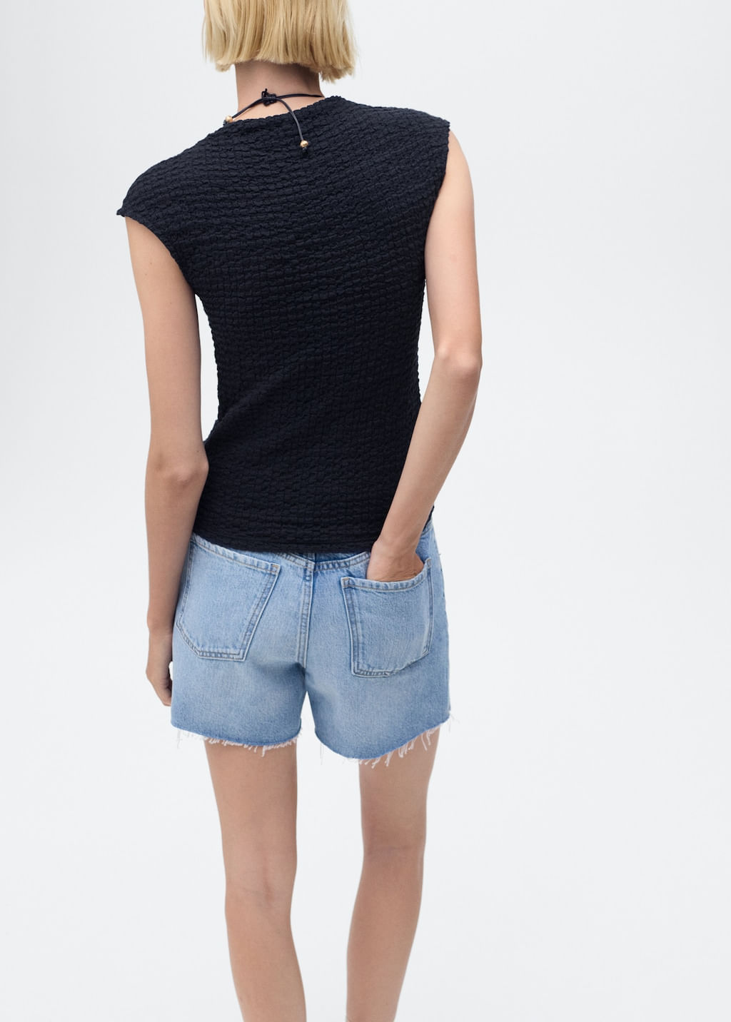 Top-Turi-navy