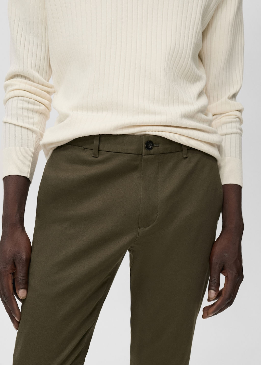 Pantalon-Barna-khaki