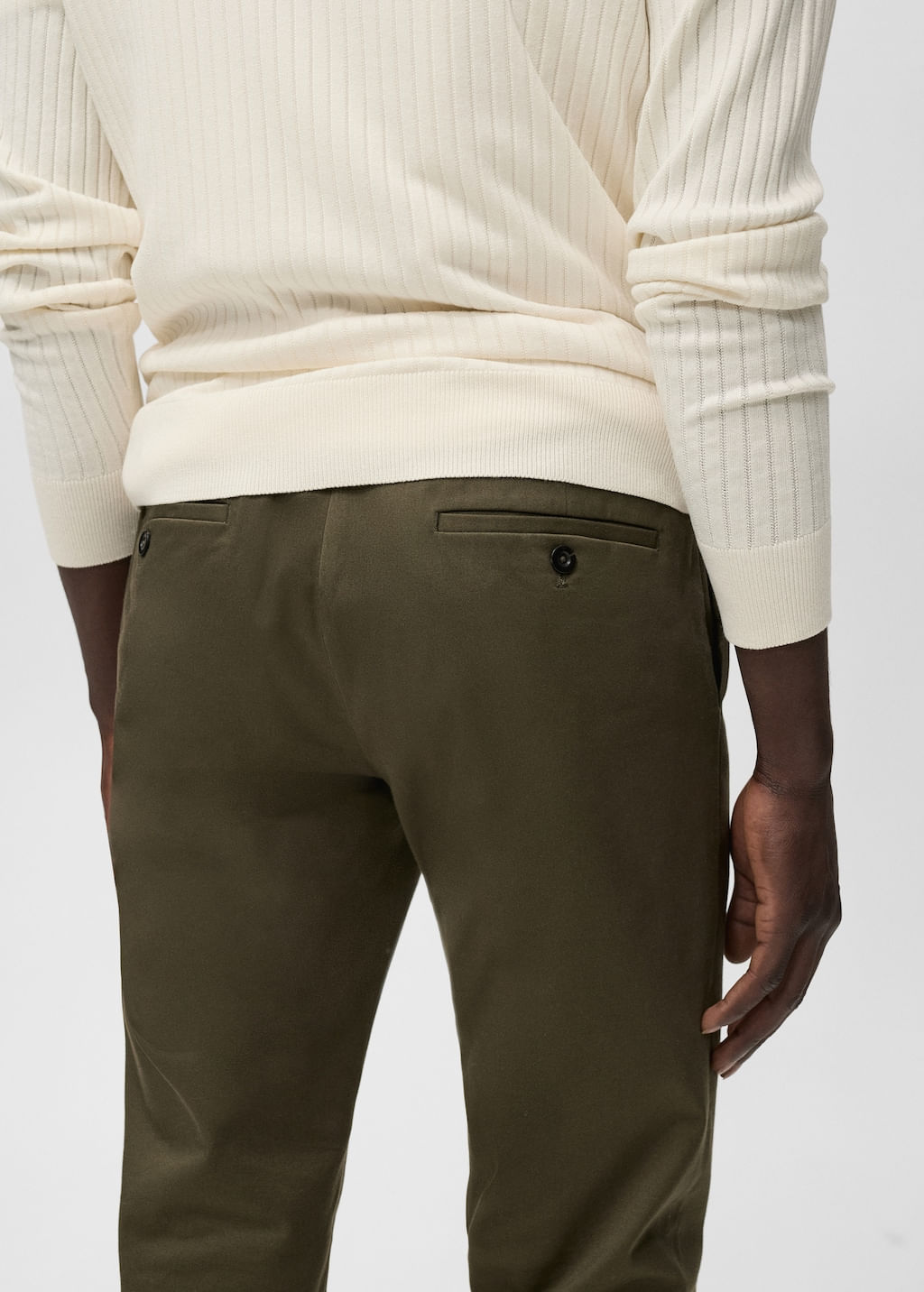 Pantalon-Barna-khaki