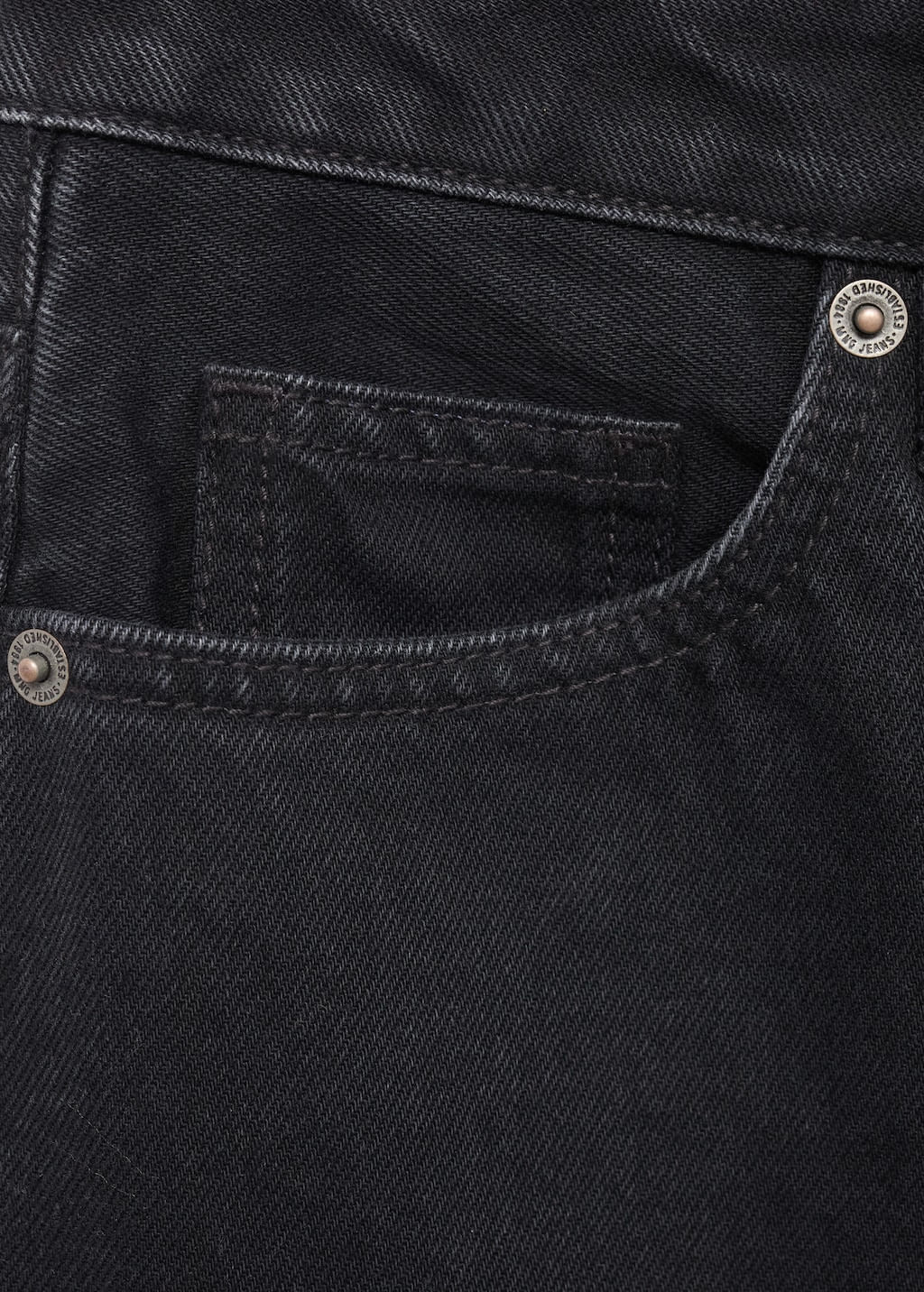 Jeans-Mom2000-tejano-negro