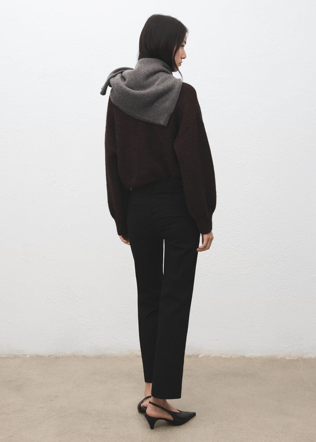 Pantalon-Newcola-negro