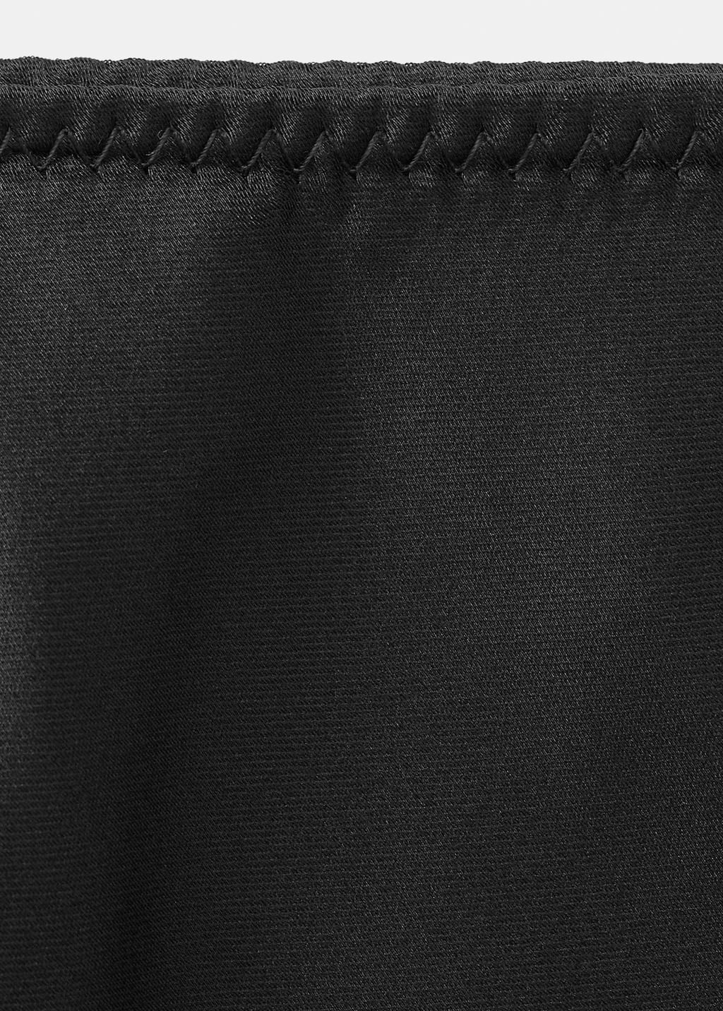Falda-Newmia-negro