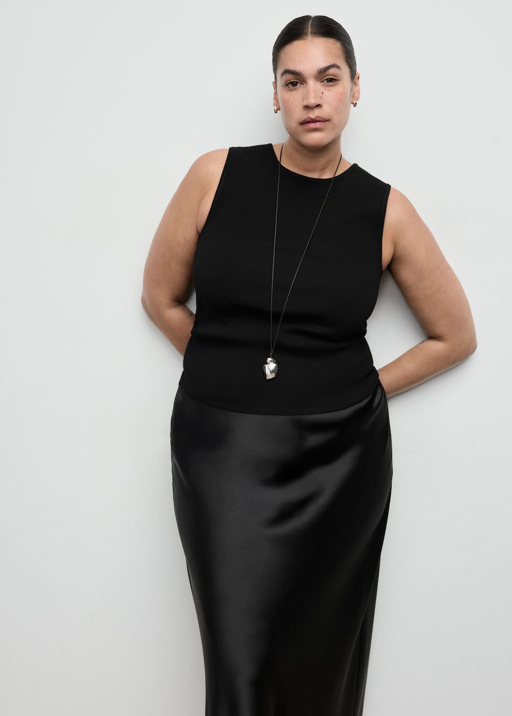 Falda-Newmia-negro