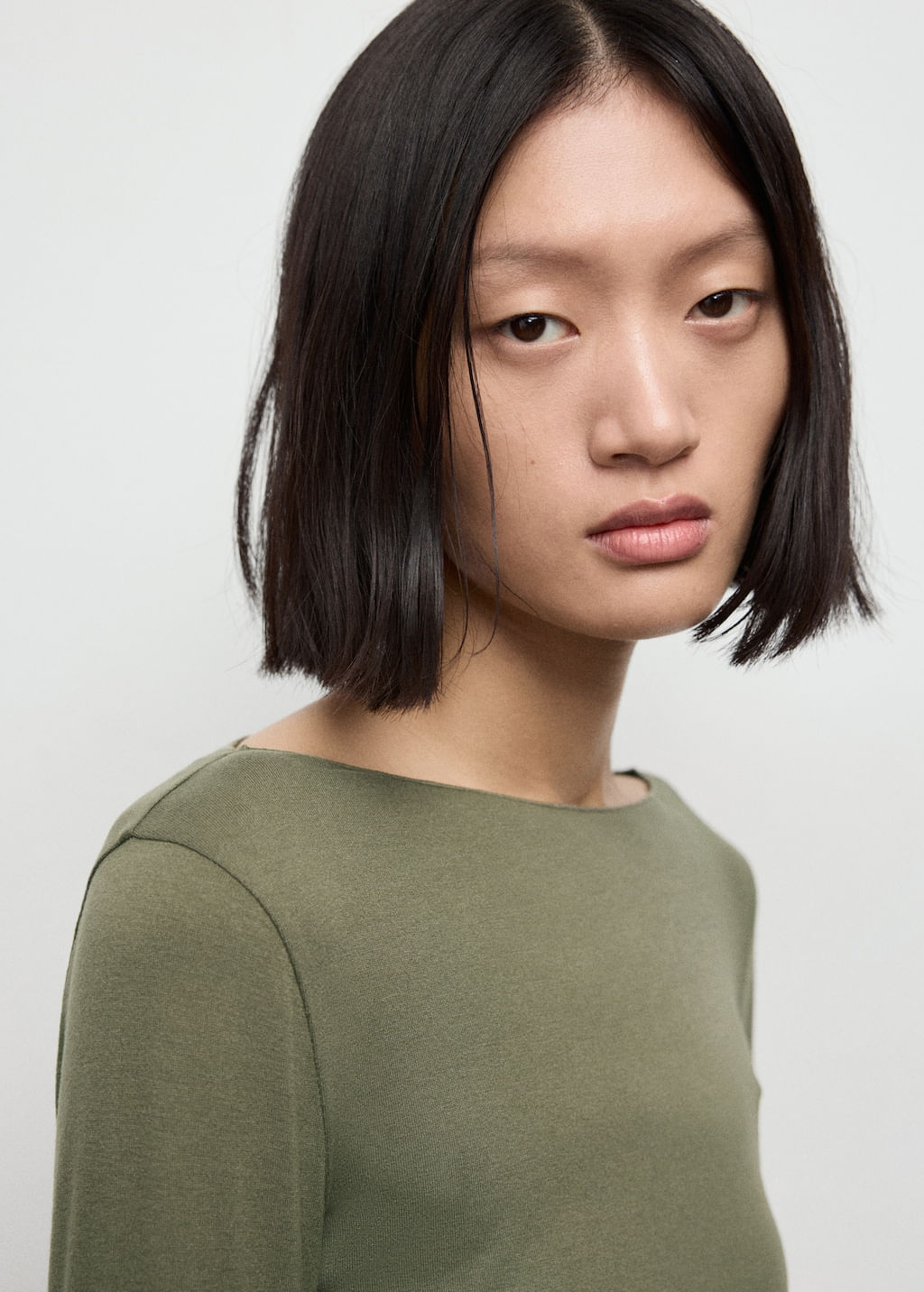 Camiseta-Ani-khaki