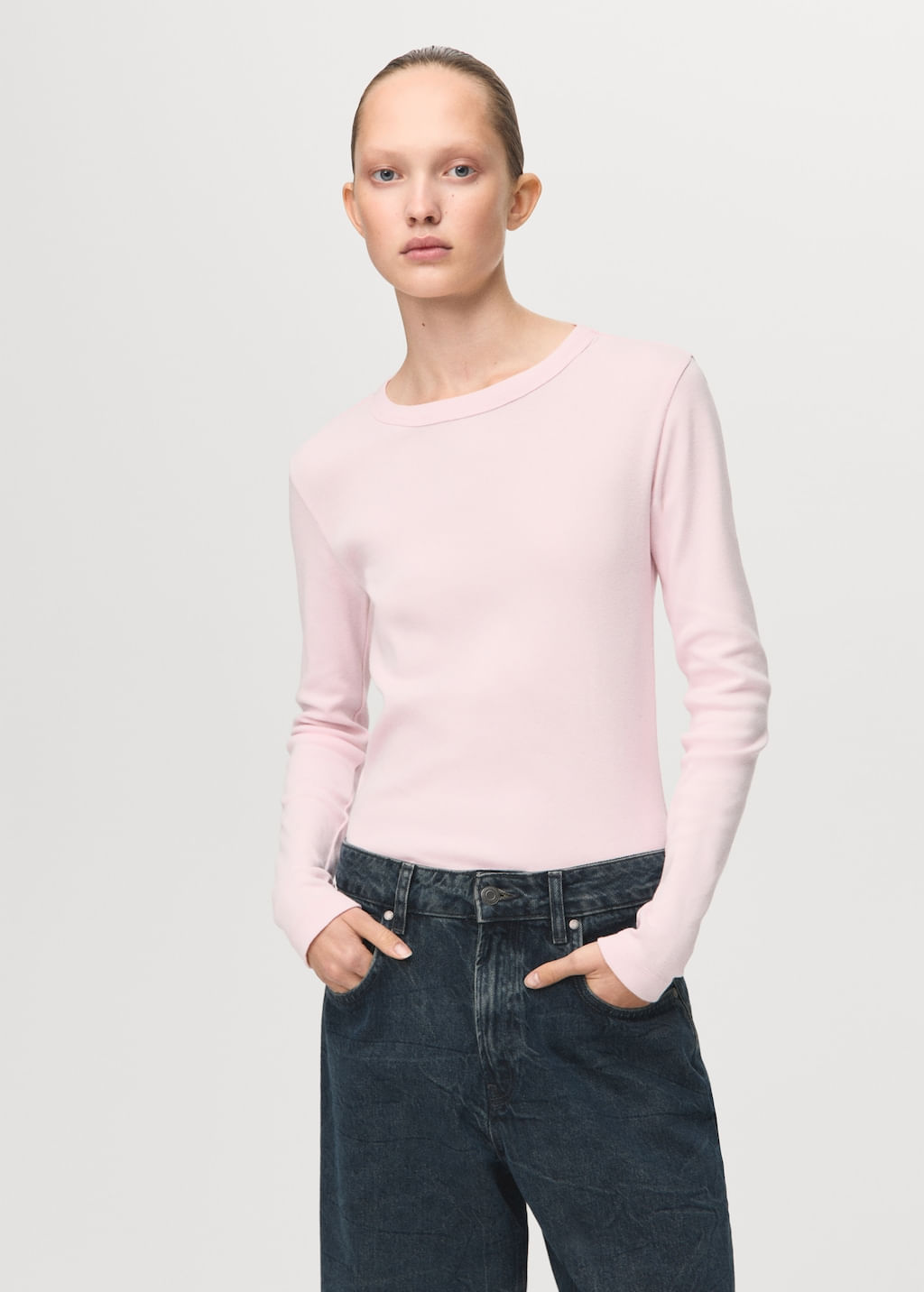 Camiseta-Eni-rosa-pastel