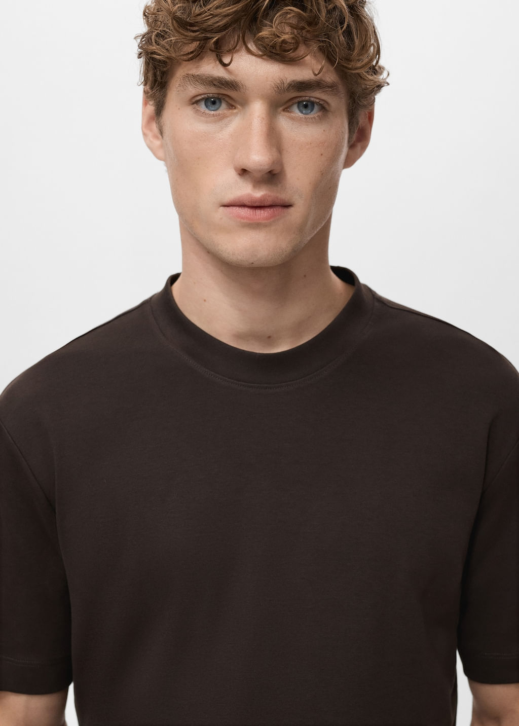 Camiseta-Kimi-chocolate