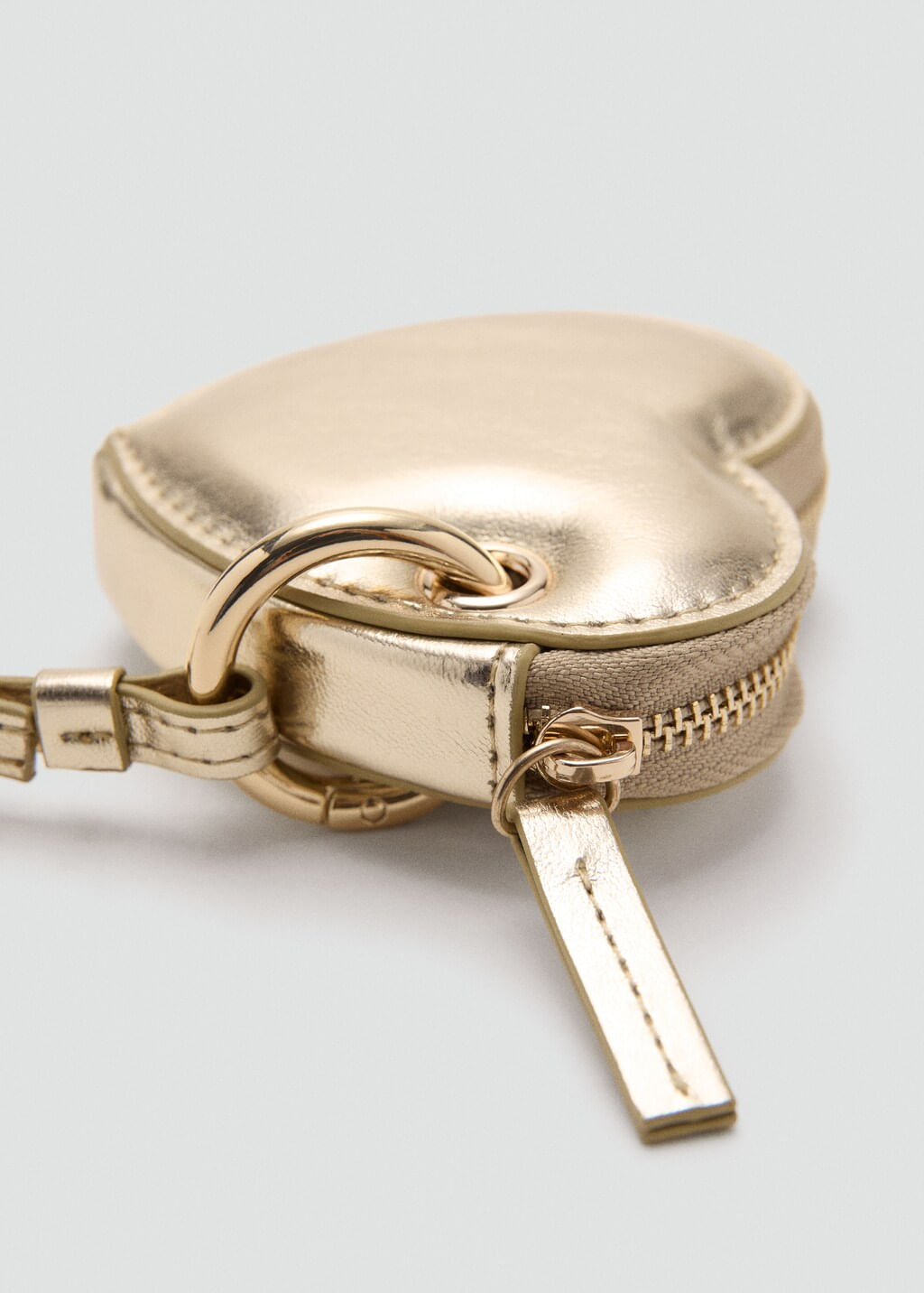 Llavero-Diagonal-oro