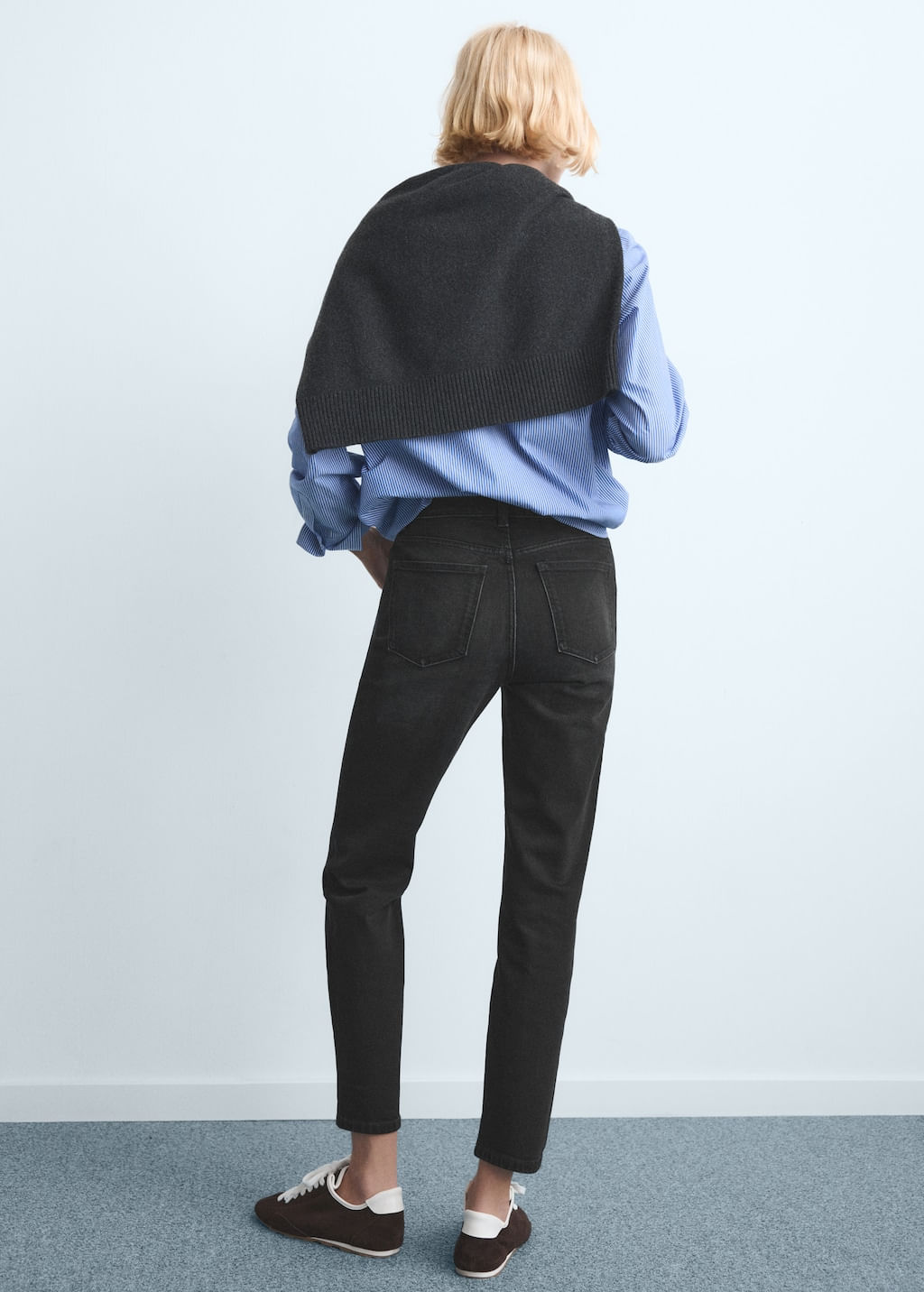 Jeans-Newmom-tejano-negro