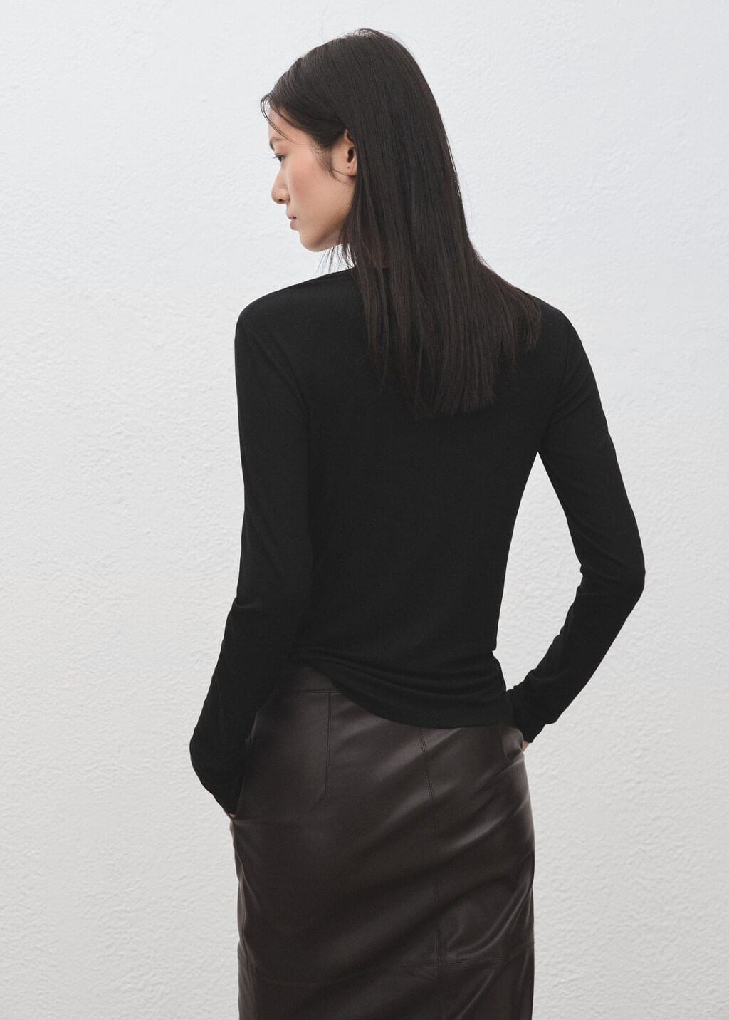 Camiseta-Secondca-negro