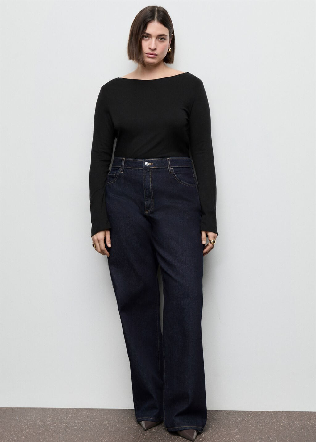 Camiseta-Ani-negro