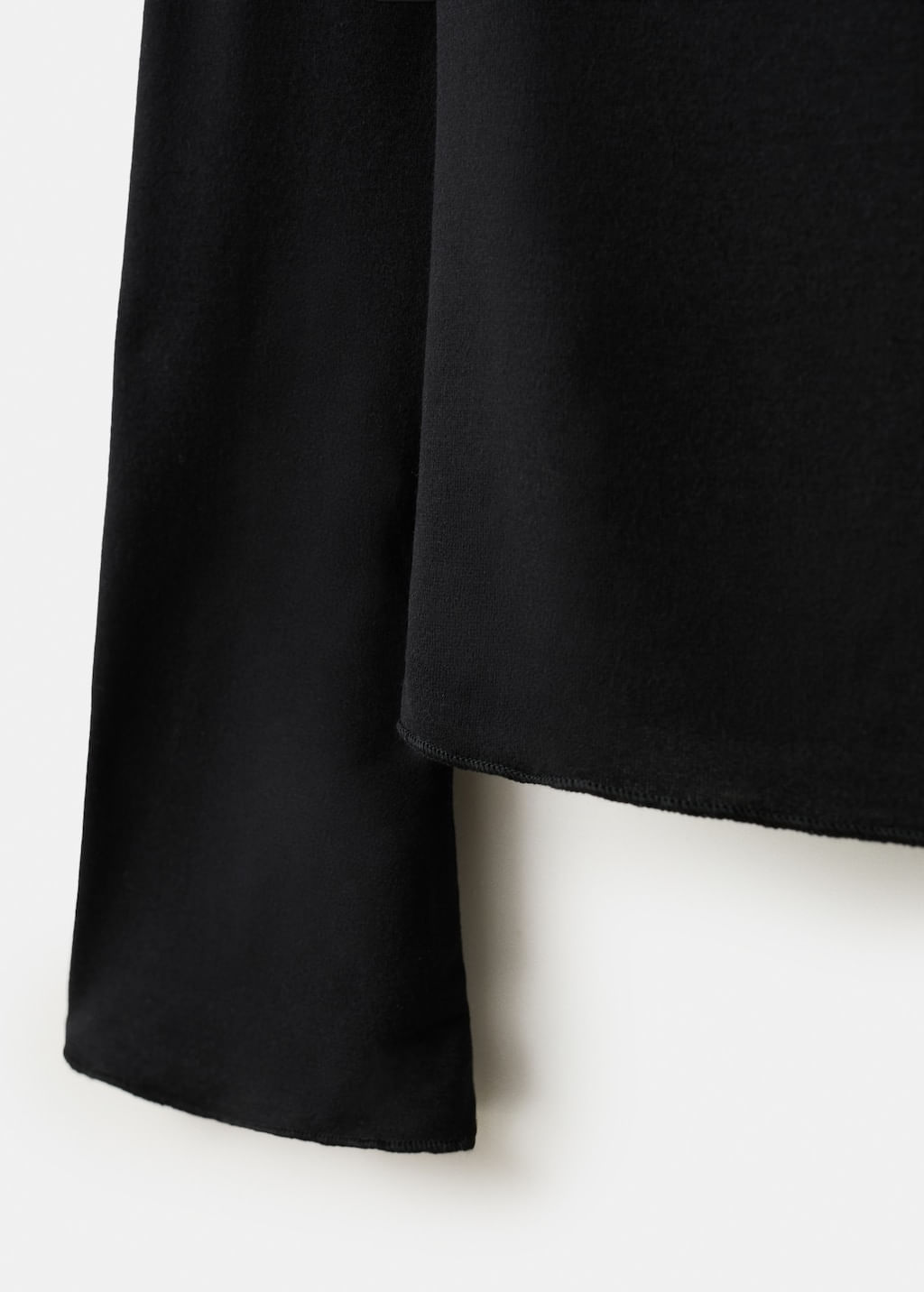 Camiseta-Ani-negro