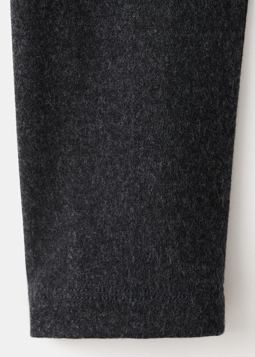 Camiseta-Nilo-gris-oscuro-vig.