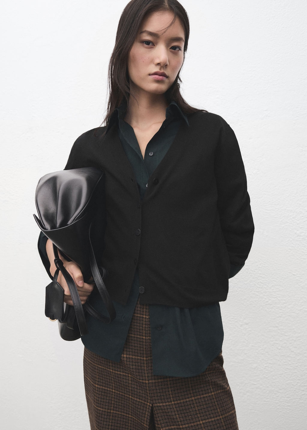 Cardigan-Luccav-negro