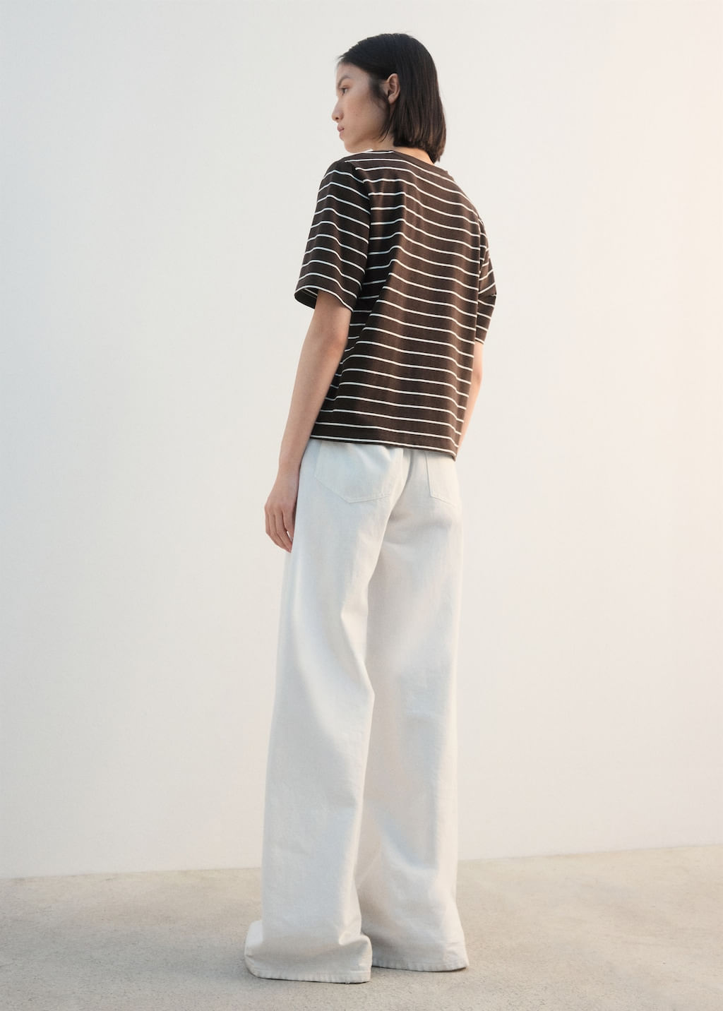 Camiseta-Bella-H-marron