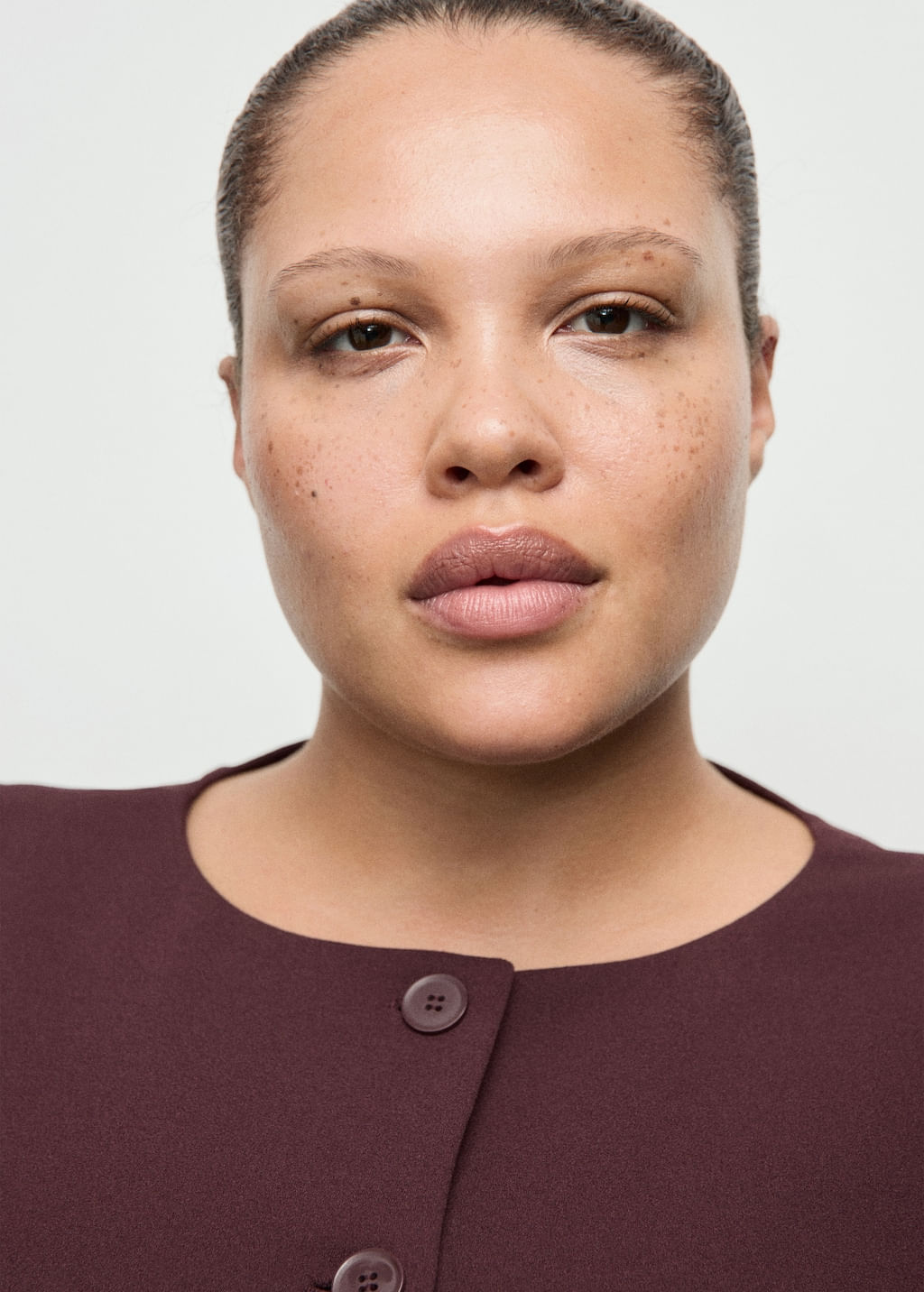 Chaleco-Avay-burdeos