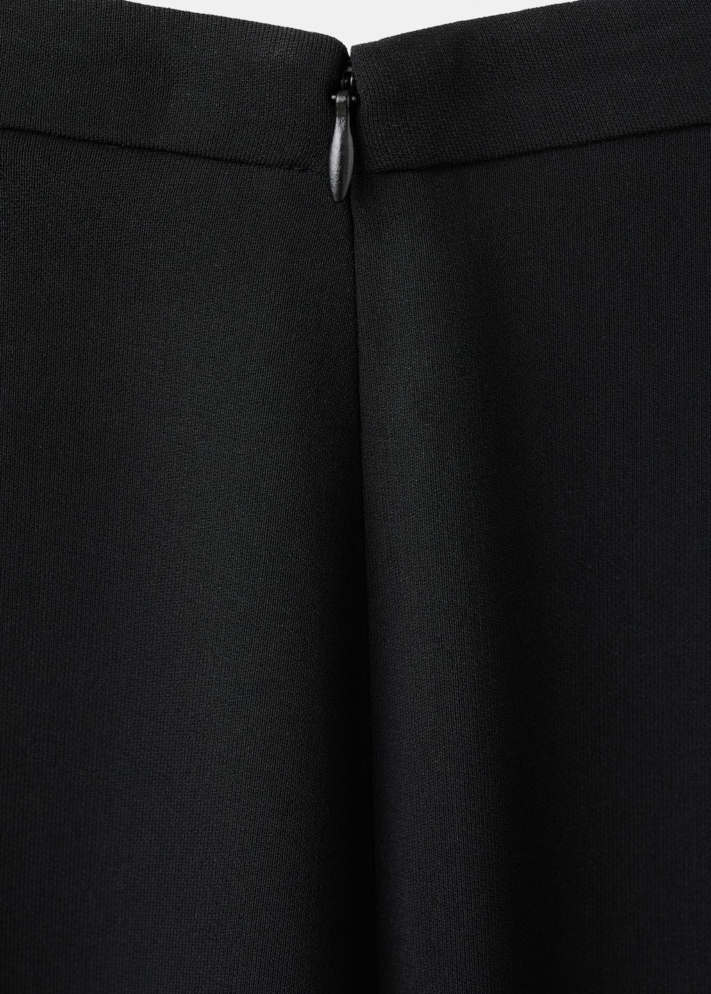 Pantalon-Iguana-negro