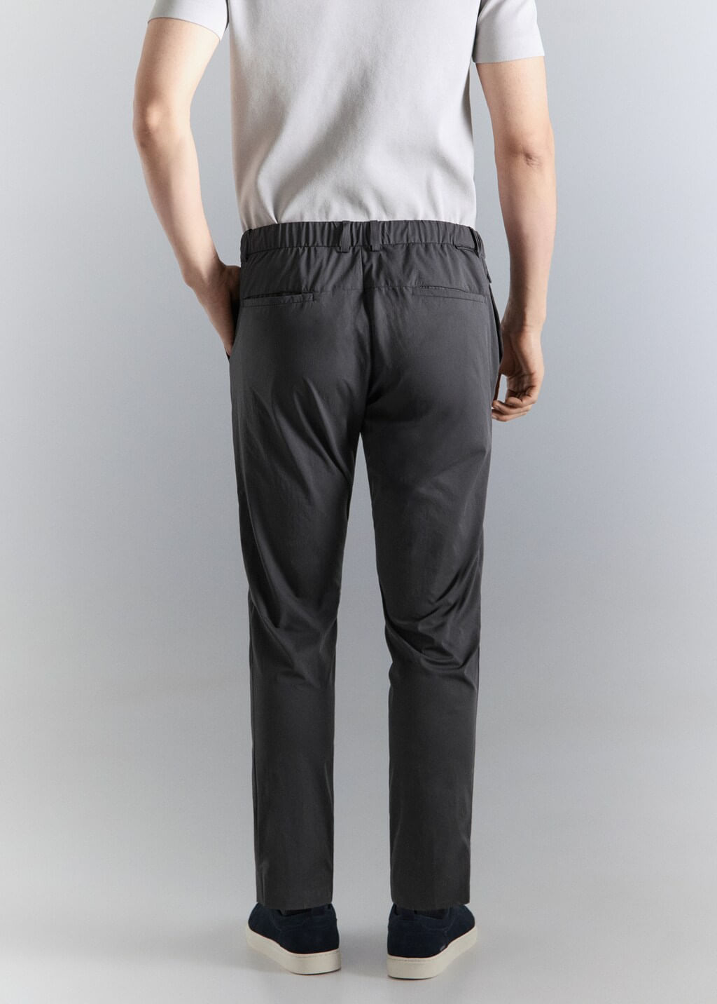 Pantalon-Due-gris-oscuro-vig.