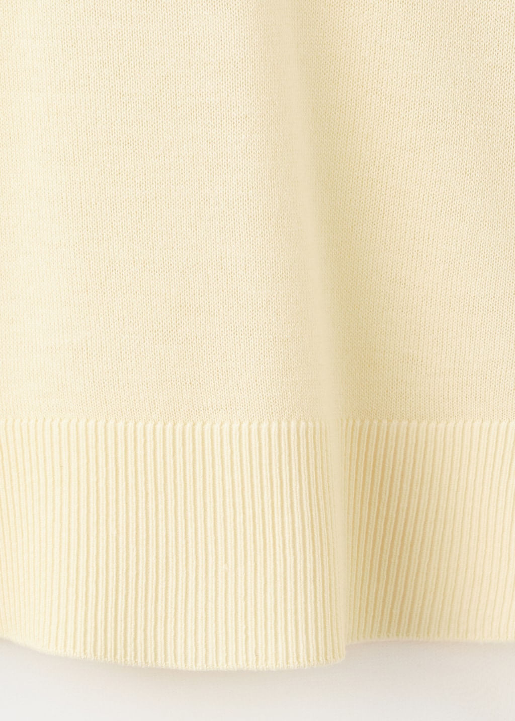 Jersey-Bert-amarillo-pastel