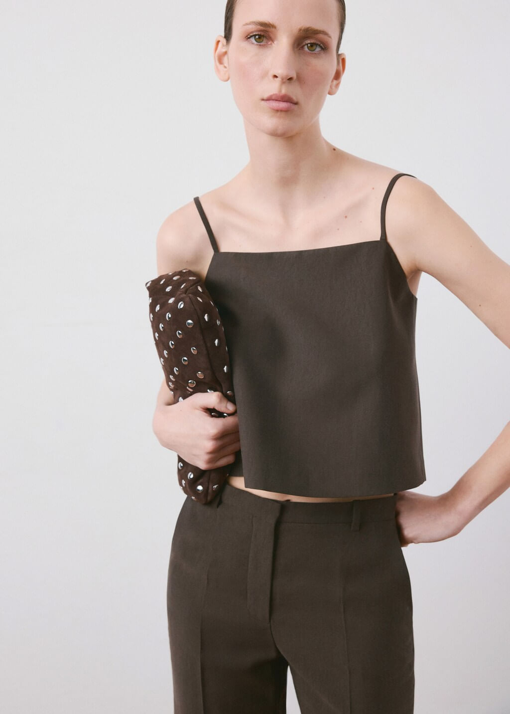 Chaleco-Tempo-chocolate