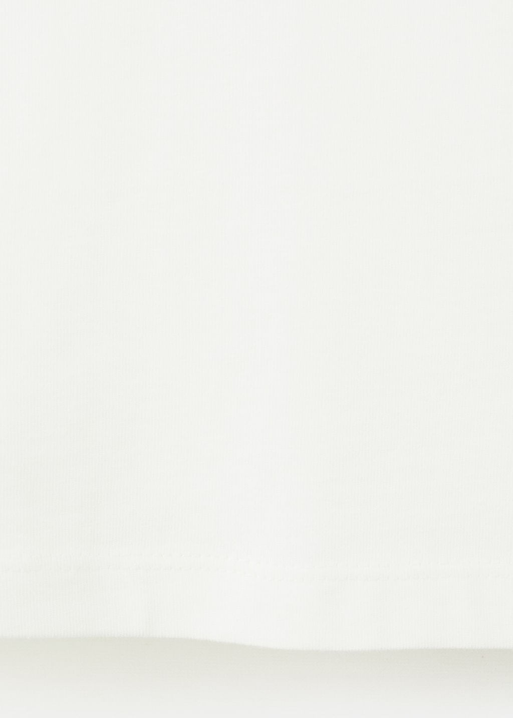 Camiseta-Ilustra-violeta