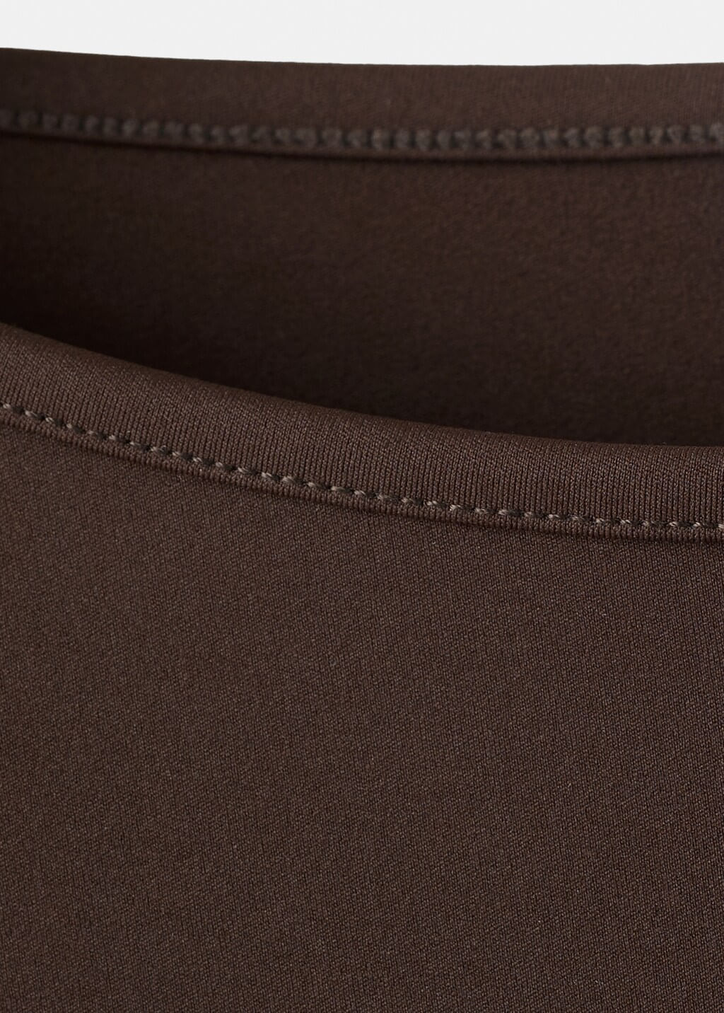 Top-Tecla-marron