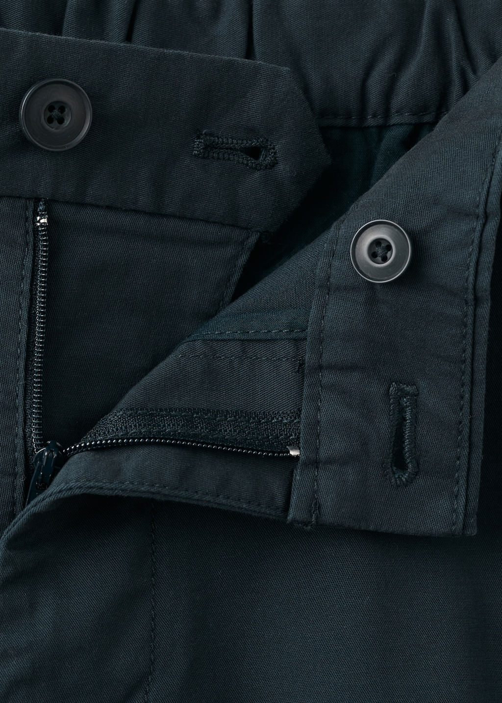 Bermudas-Gracia-navy